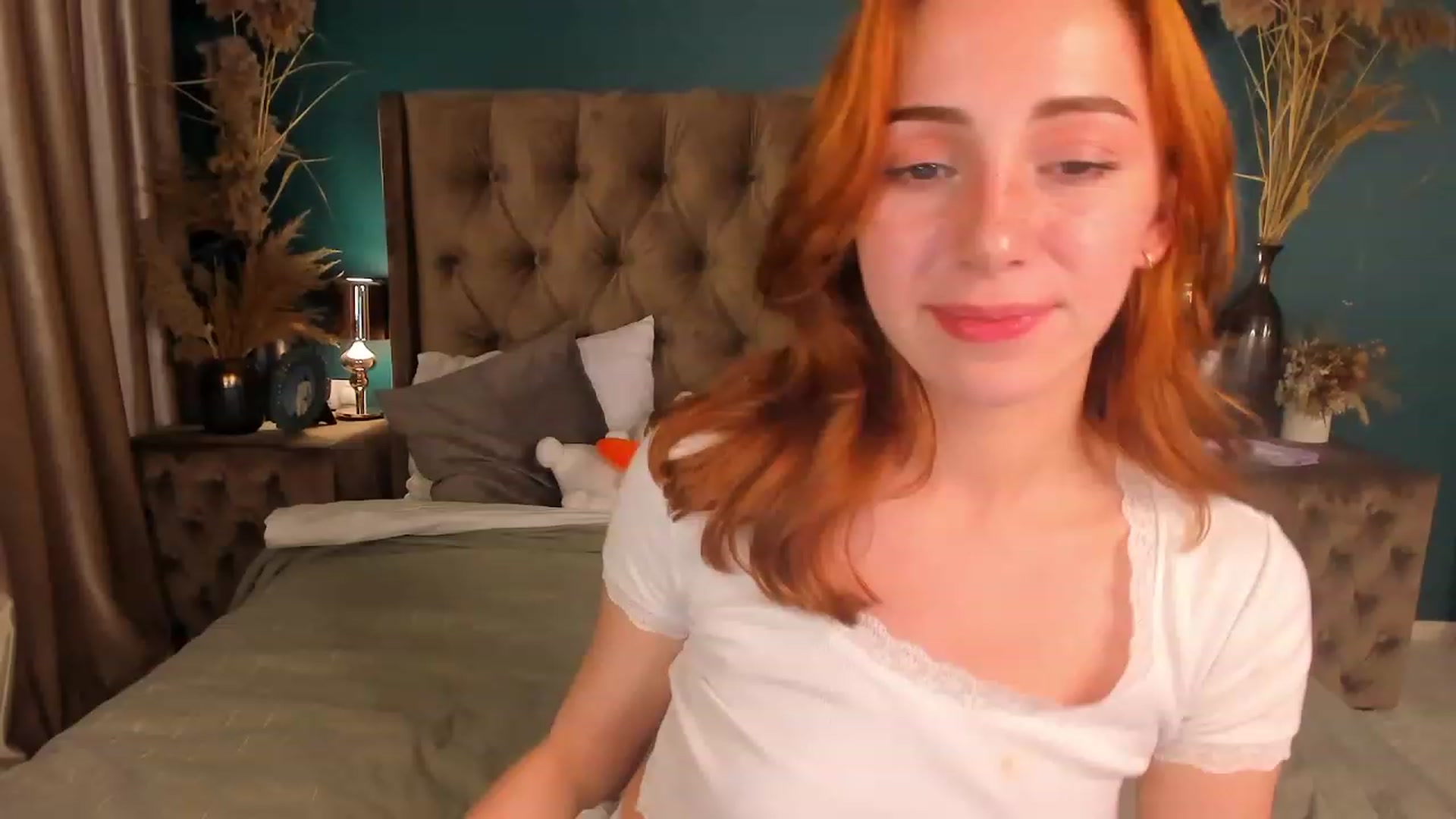 Gallery image thumbnail from ElsaYoung's myfreecams stream on, 07/08/2023, 19:22 image 6 of 20