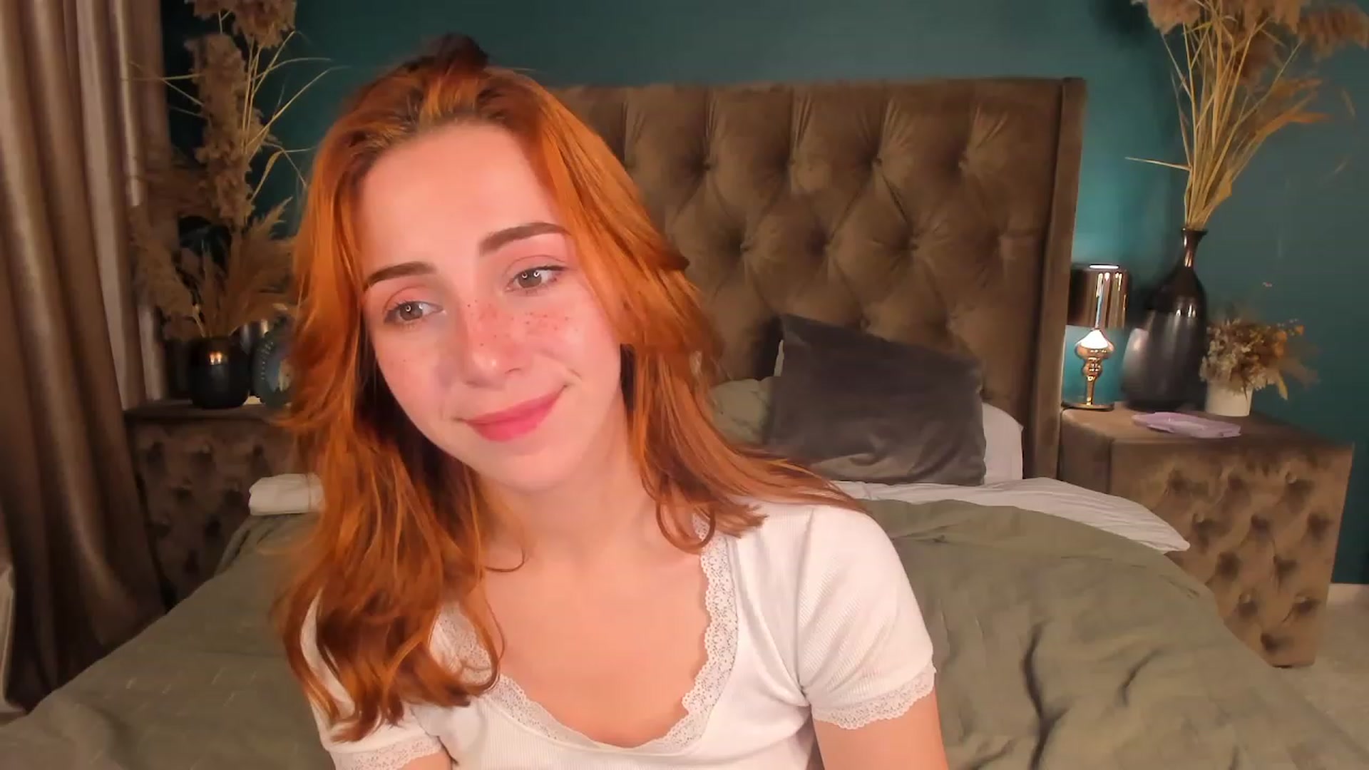 Gallery image thumbnail from ElsaYoung's myfreecams stream on, 07/08/2023, 19:22 image 13 of 20