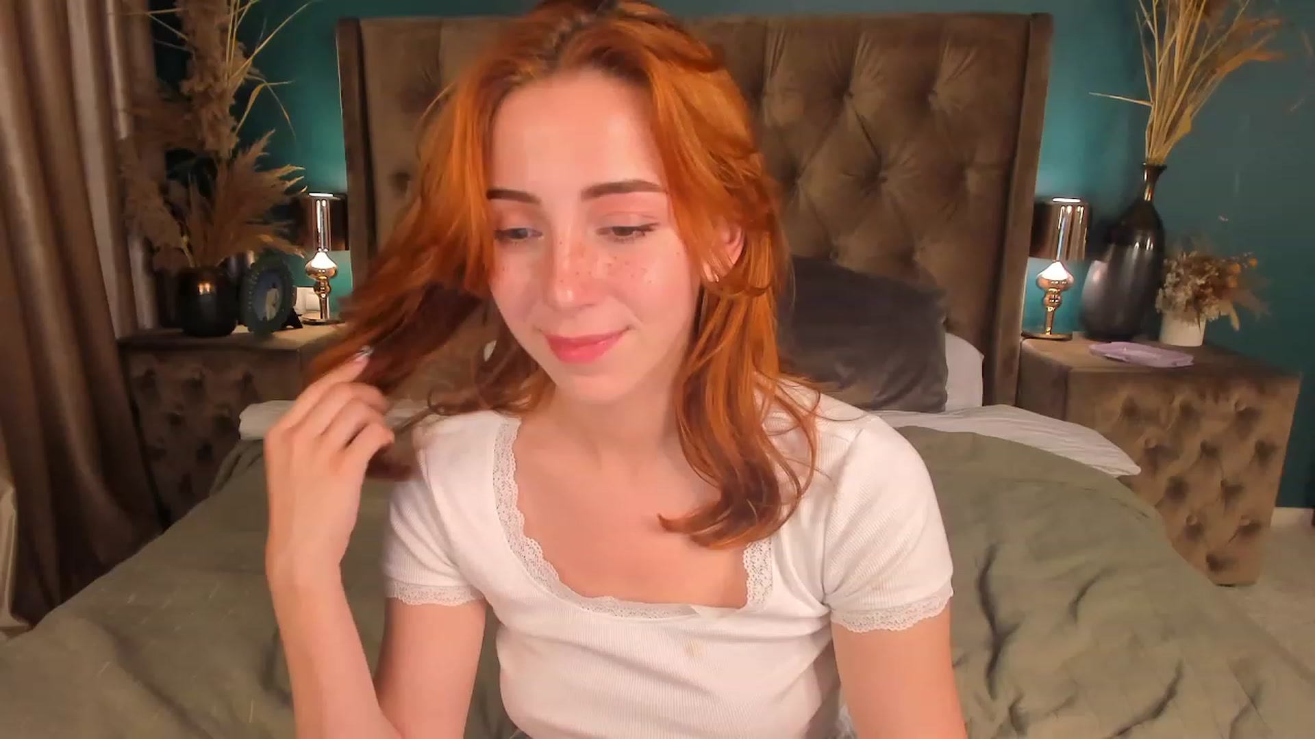 Gallery image thumbnail from ElsaYoung's myfreecams stream on, 07/08/2023, 19:22 image 19 of 20