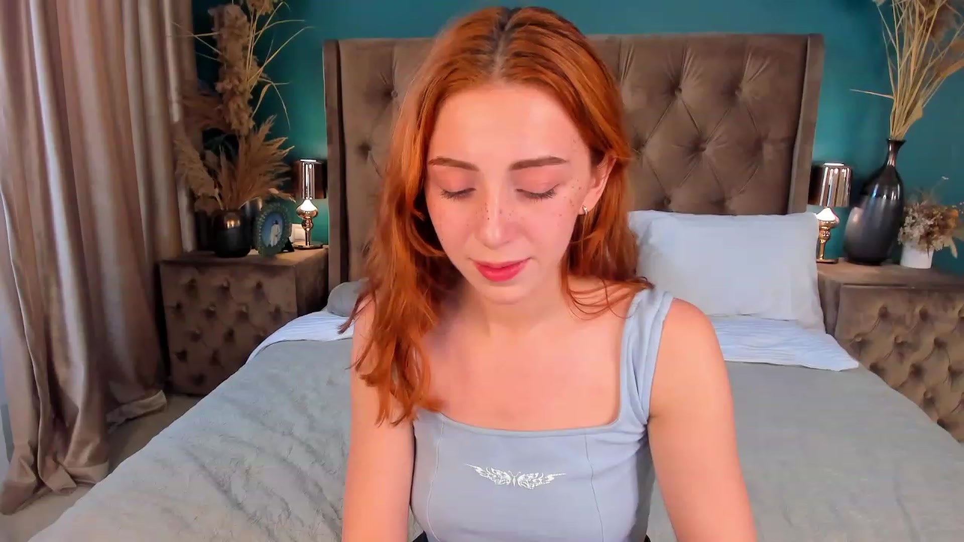 Gallery image thumbnail from ElsaYoung's myfreecams stream on, 07/09/2023, 15:19 image 10 of 20