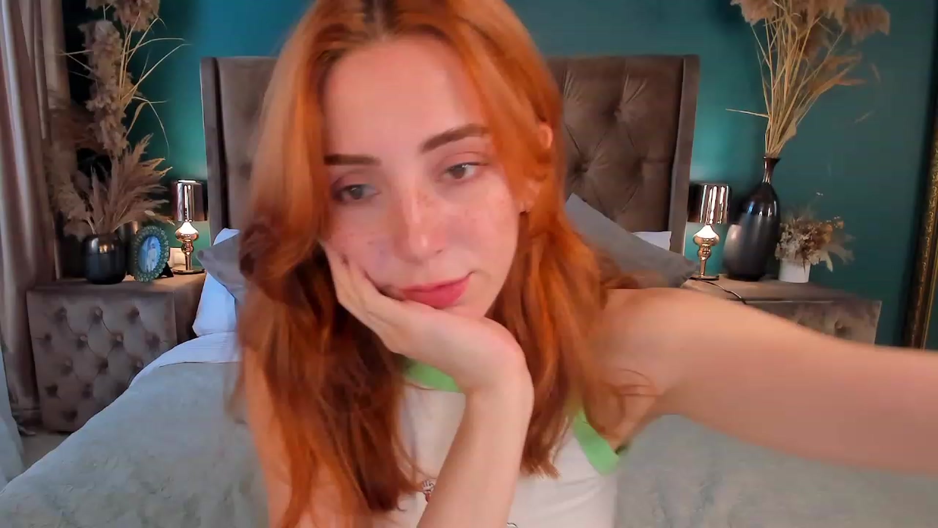 Gallery image thumbnail from ElsaYoung's myfreecams stream on, 07/12/2023, 13:44 image 11 of 20