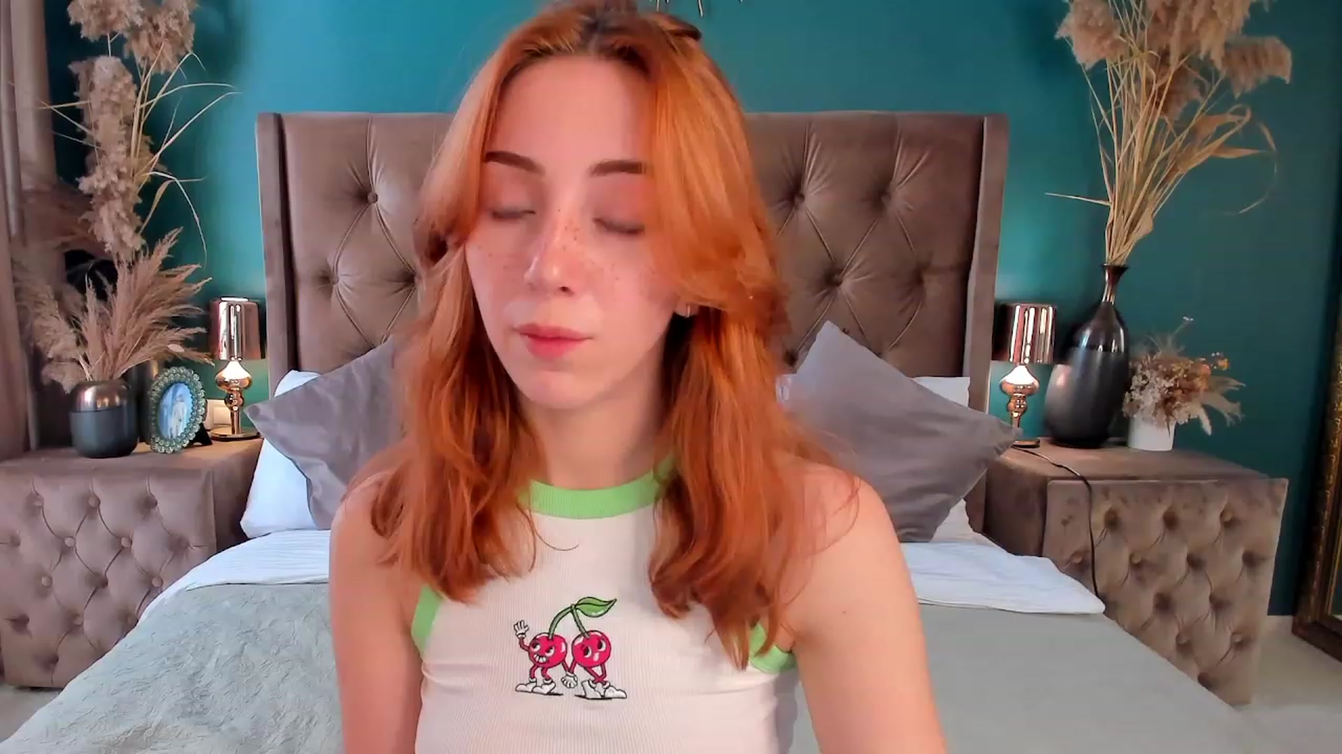Gallery image thumbnail from ElsaYoung's myfreecams stream on, 07/12/2023, 14:22 image 3 of 20