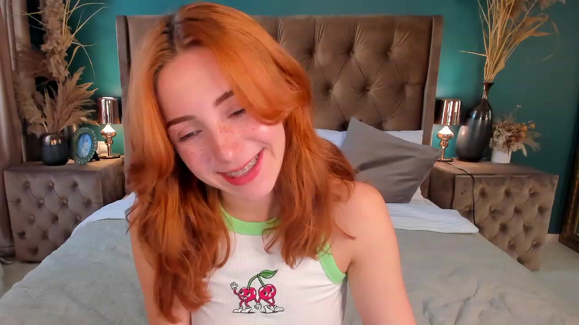 Gallery image thumbnail from ElsaYoung's myfreecams stream on, 07/12/2023, 15:28 image 15 of 20
