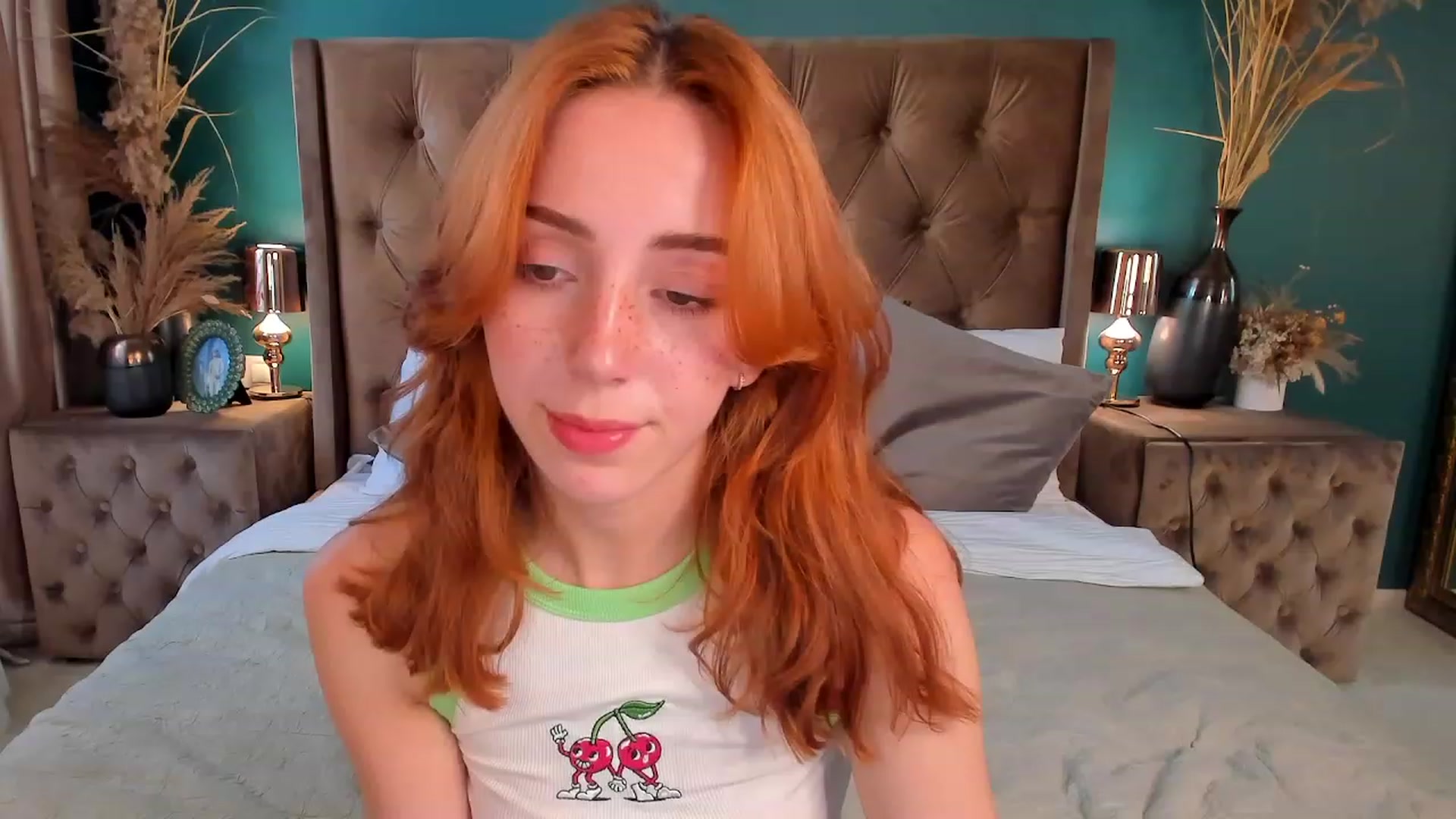 Gallery image thumbnail from ElsaYoung's myfreecams stream on, 07/12/2023, 15:28 image 14 of 20