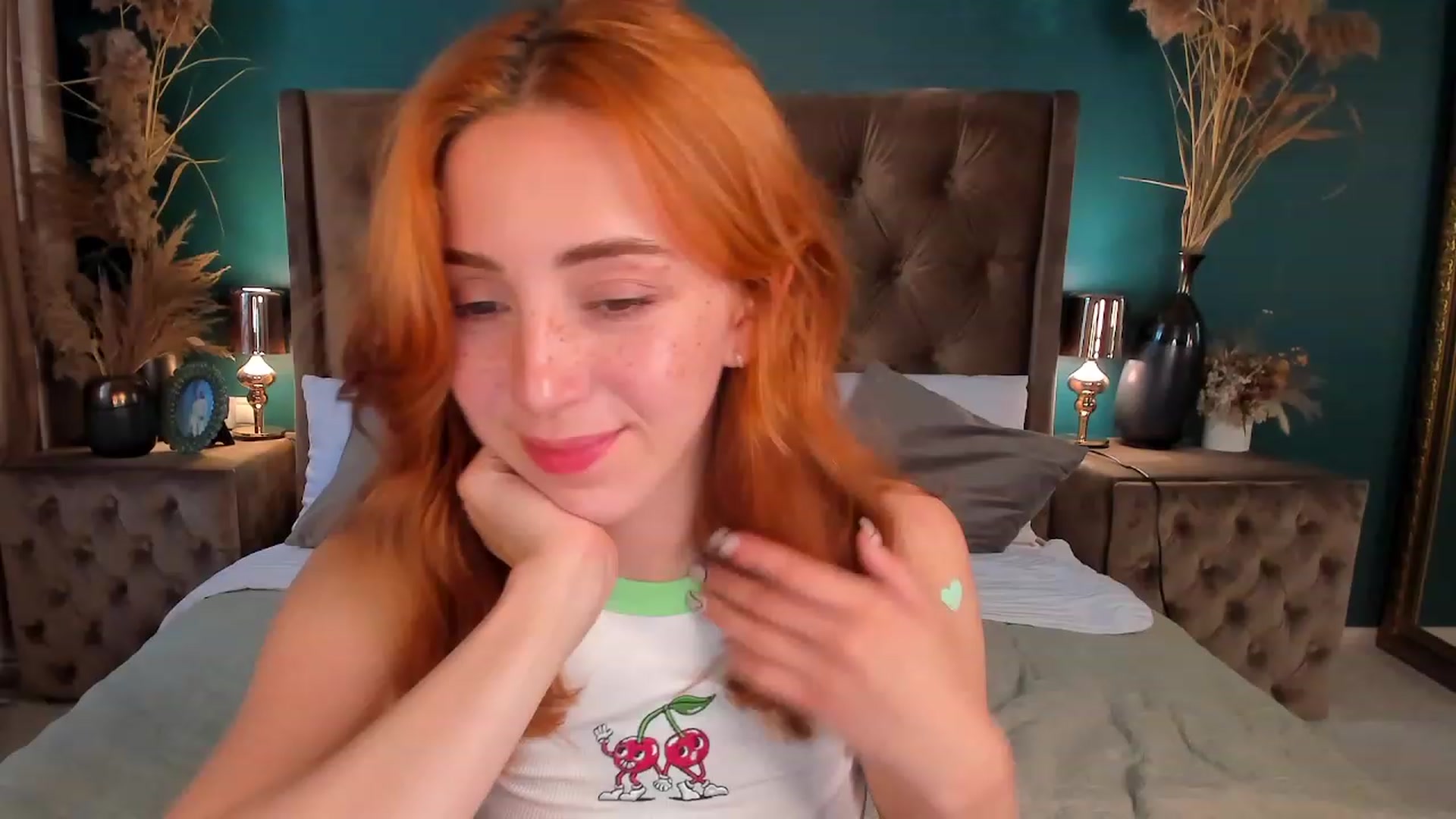 Gallery image thumbnail from ElsaYoung's myfreecams stream on, 07/12/2023, 17:09 image 1 of 20