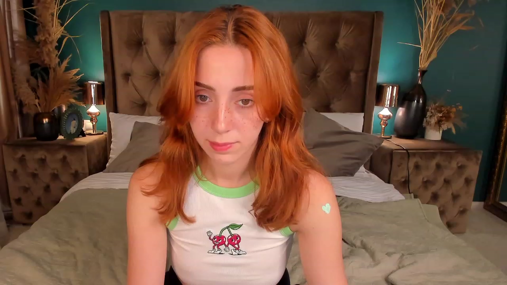 Gallery image thumbnail from ElsaYoung's myfreecams stream on, 07/12/2023, 19:32 image 9 of 20