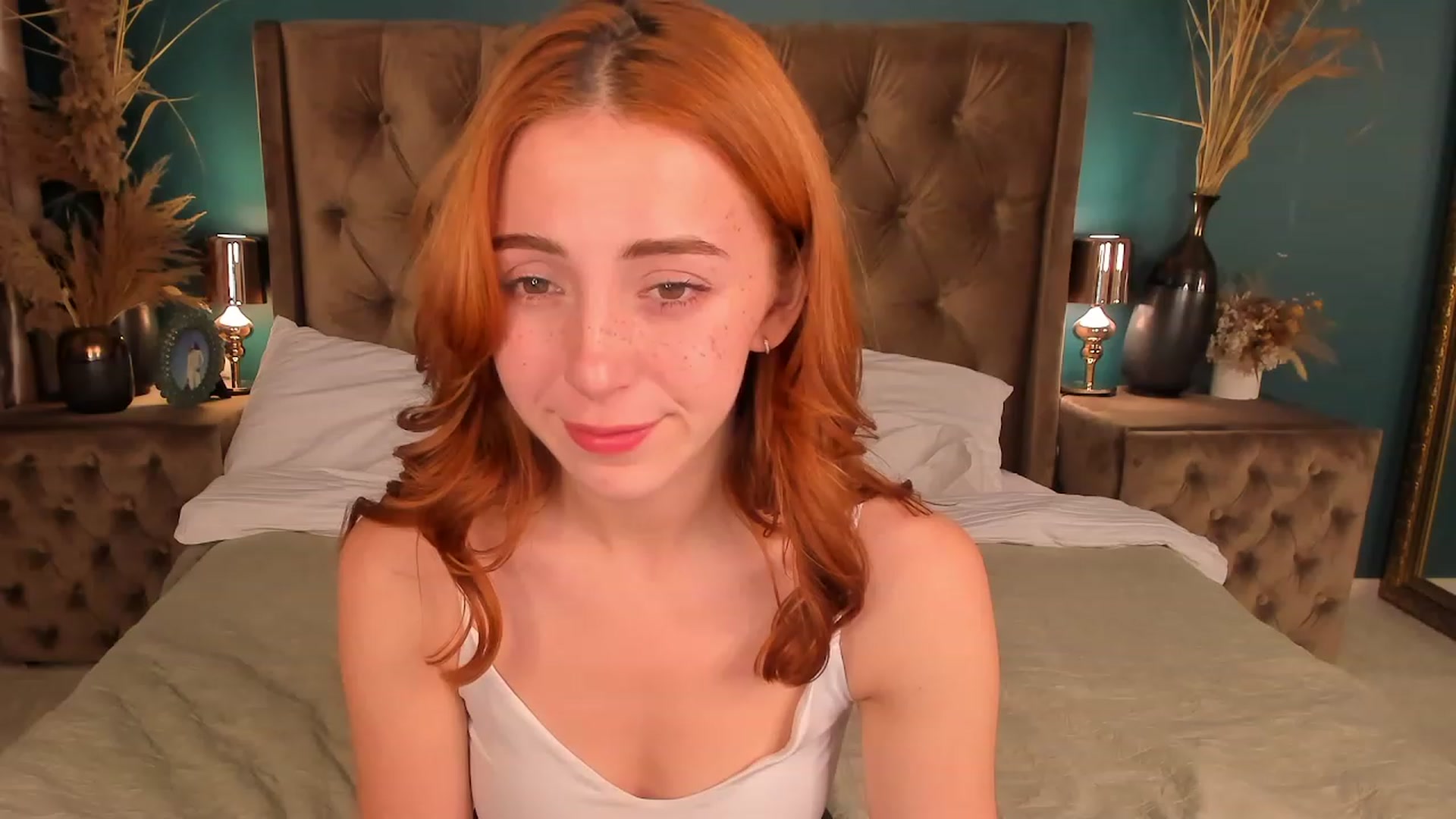 Gallery image thumbnail from ElsaYoung's myfreecams stream on, 07/13/2023, 18:19 image 2 of 20