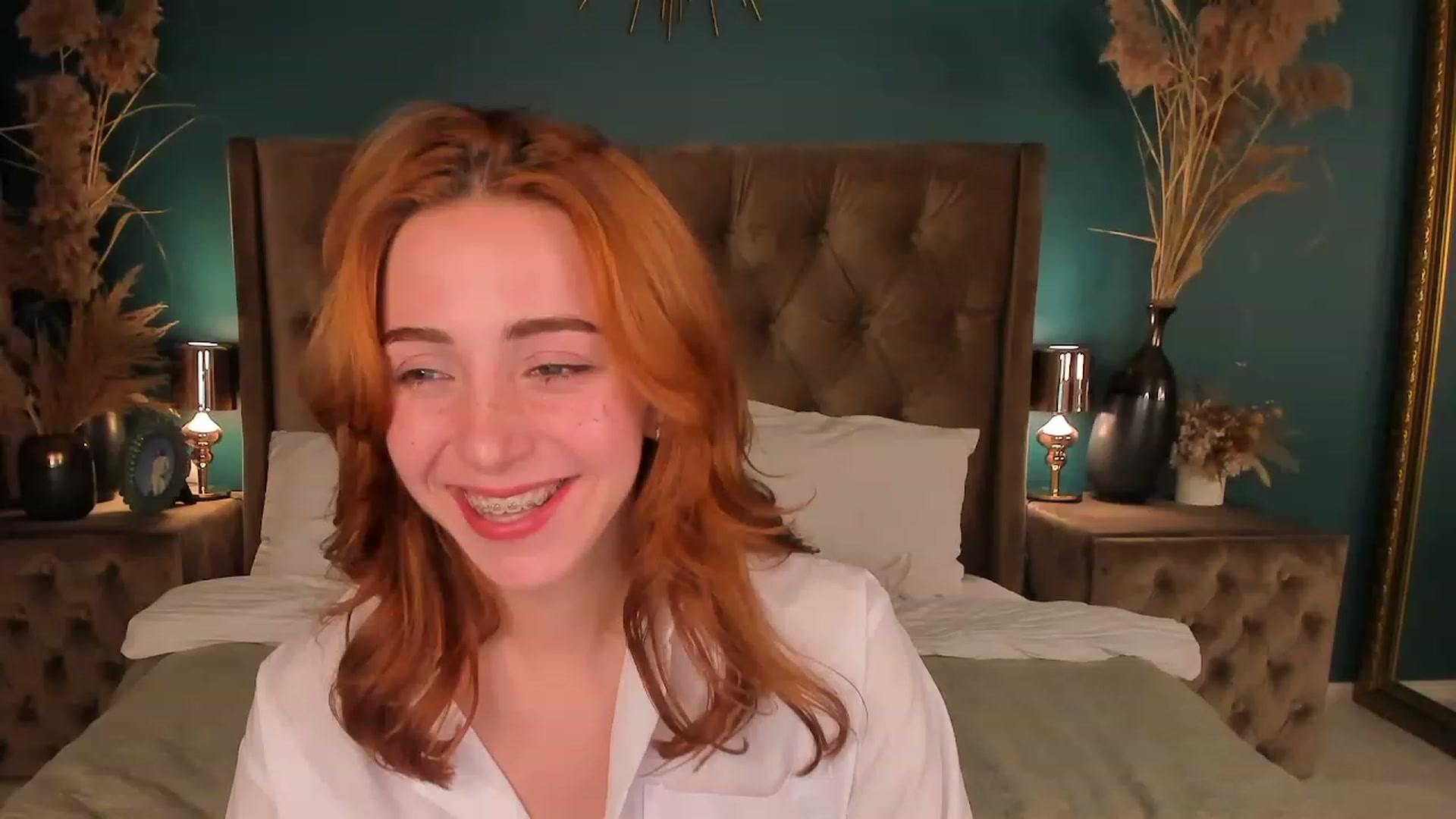 Gallery image thumbnail from ElsaYoung's myfreecams stream on, 07/13/2023, 19:06 image 20 of 20