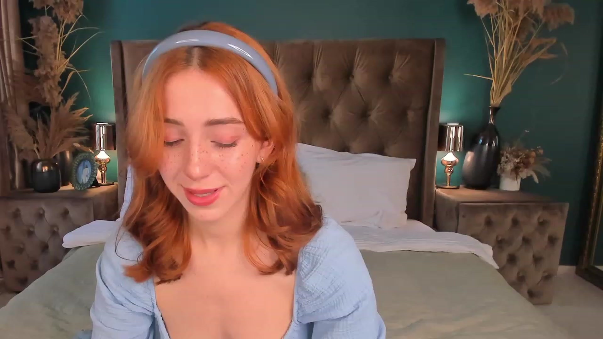 Gallery image thumbnail from ElsaYoung's myfreecams stream on, 07/14/2023, 05:28 image 17 of 20