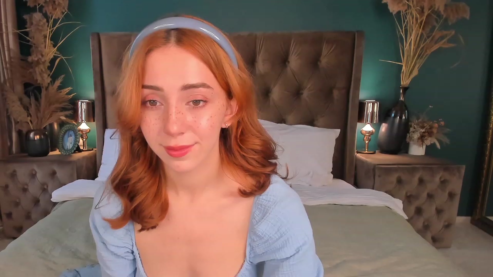 Gallery image thumbnail from ElsaYoung's myfreecams stream on, 07/14/2023, 05:28 image 14 of 20