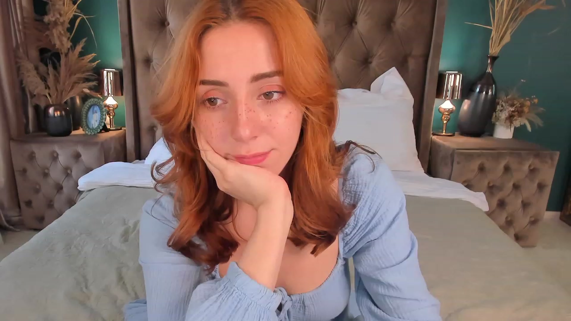 Gallery image thumbnail from ElsaYoung's myfreecams stream on, 07/14/2023, 08:30 image 8 of 20