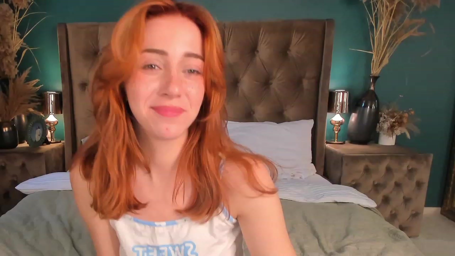 Gallery image thumbnail from ElsaYoung's myfreecams stream on, 07/15/2023, 07:18 image 12 of 20