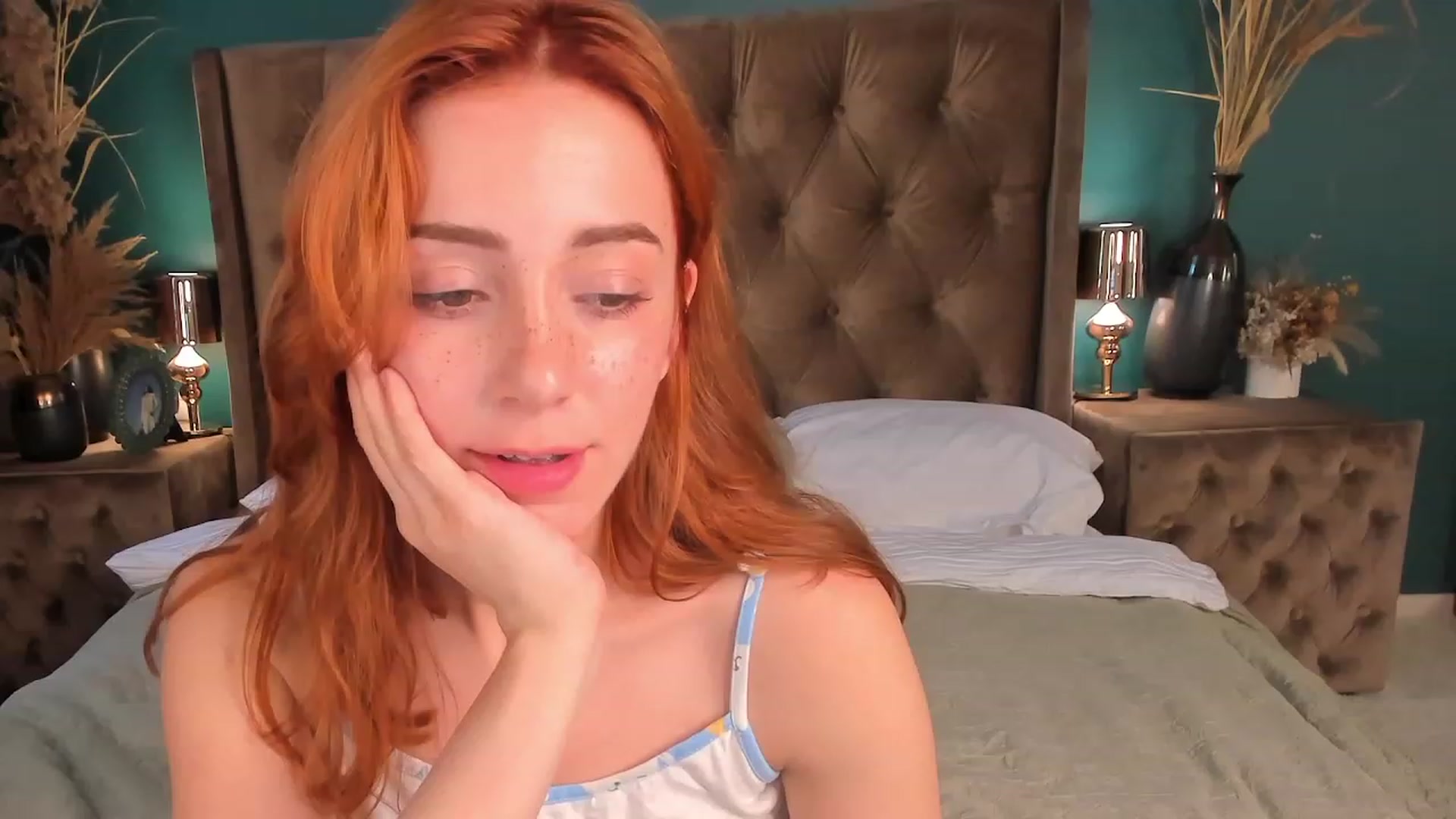 Gallery image thumbnail from ElsaYoung's myfreecams stream on, 07/15/2023, 08:56 image 12 of 20