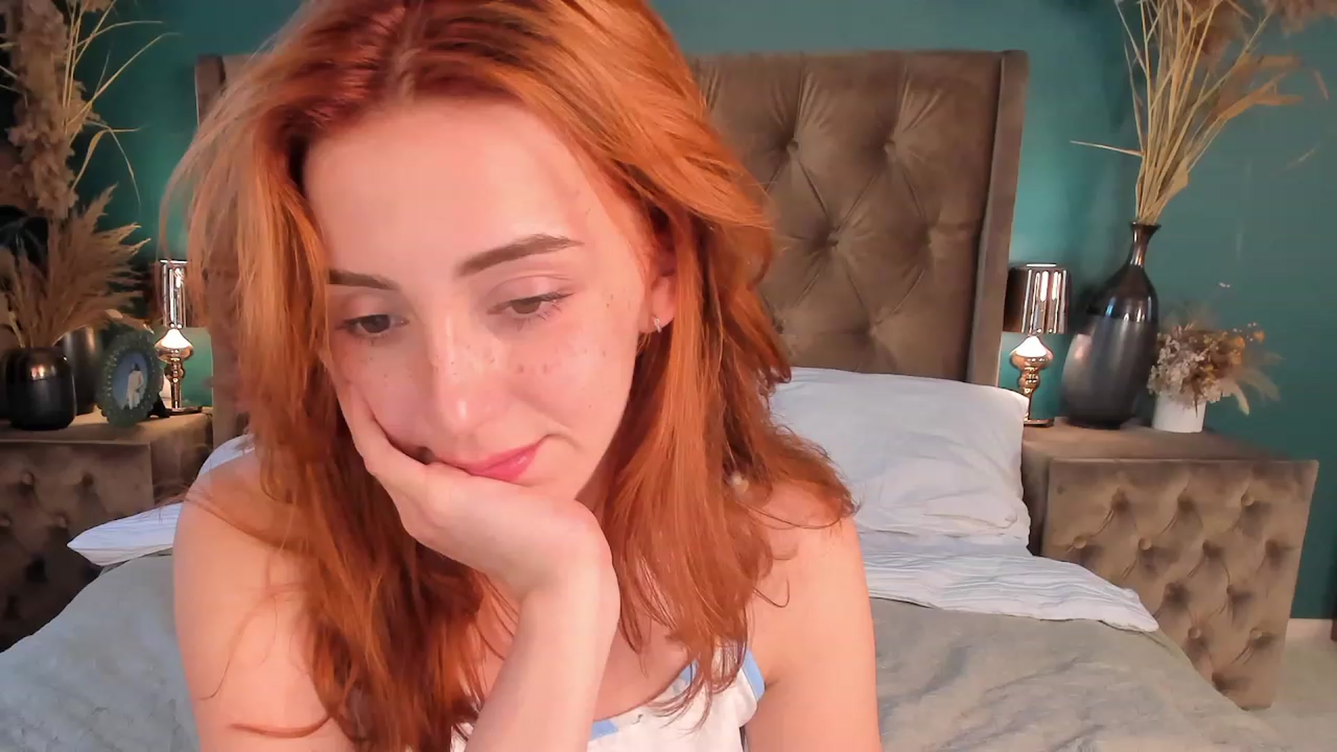 Gallery image thumbnail from ElsaYoung's myfreecams stream on, 07/15/2023, 14:01 image 5 of 20