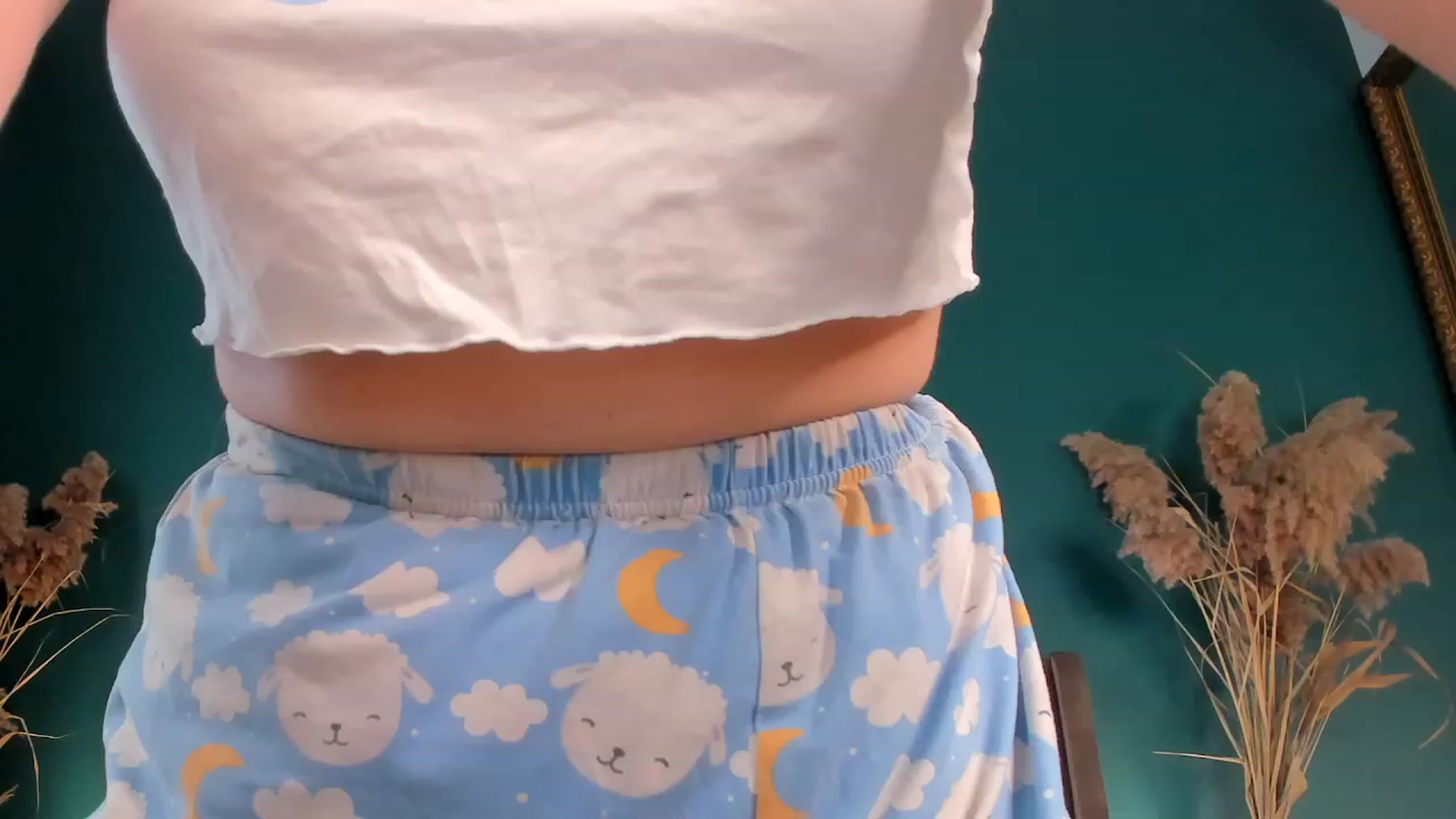Gallery image thumbnail from ElsaYoung's myfreecams stream on, 07/15/2023, 14:50 image 6 of 20