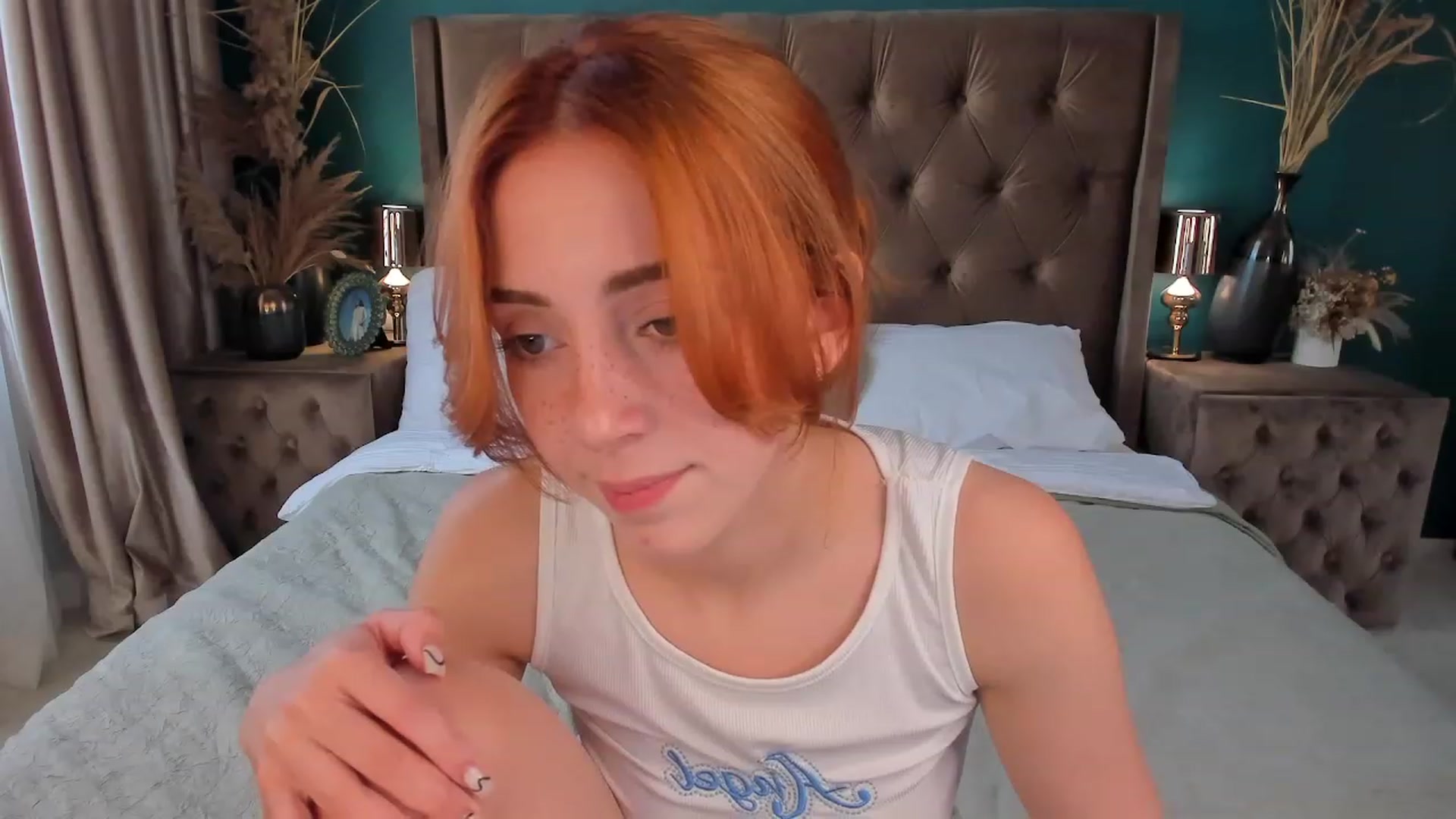 Gallery image thumbnail from ElsaYoung's myfreecams stream on, 07/16/2023, 13:49 image 19 of 20