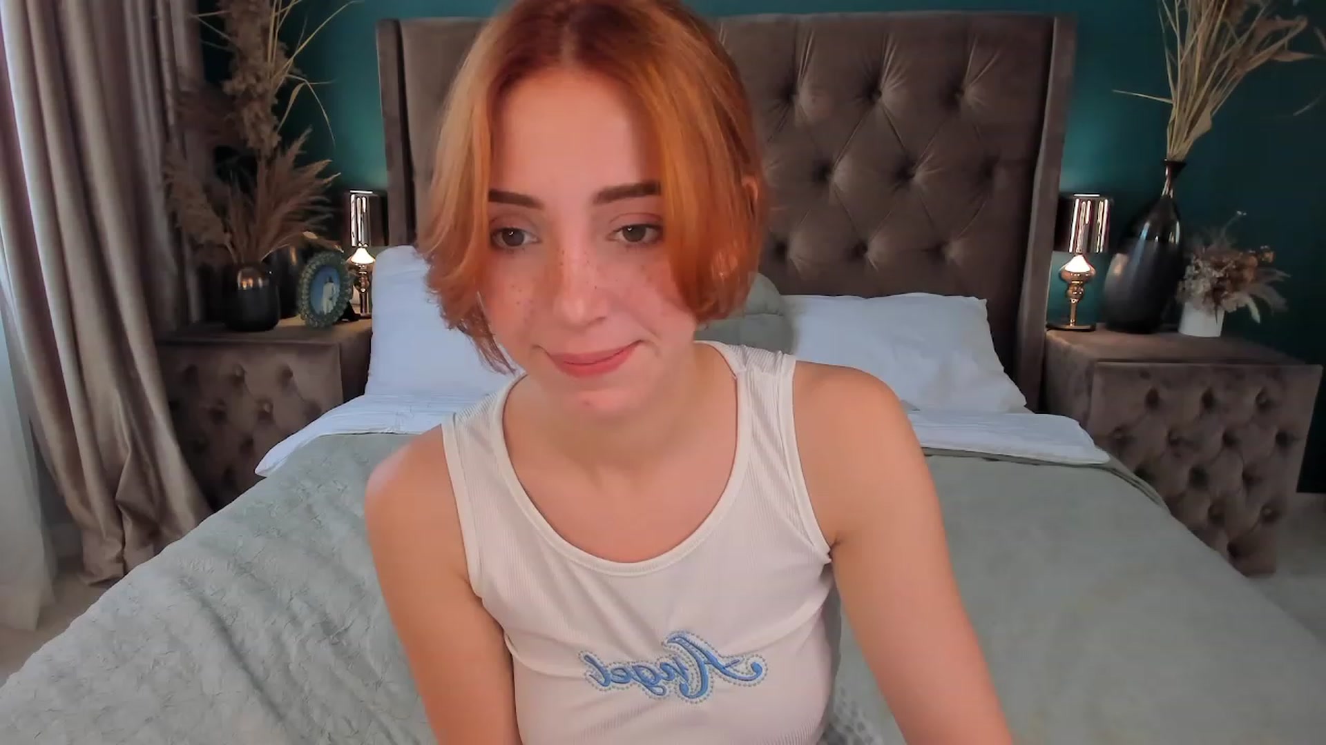 Gallery image thumbnail from ElsaYoung's myfreecams stream on, 07/16/2023, 13:49 image 17 of 20