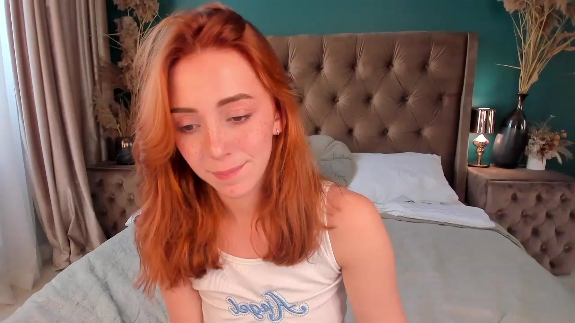Gallery image thumbnail from ElsaYoung's myfreecams stream on, 07/16/2023, 14:50 image 18 of 20
