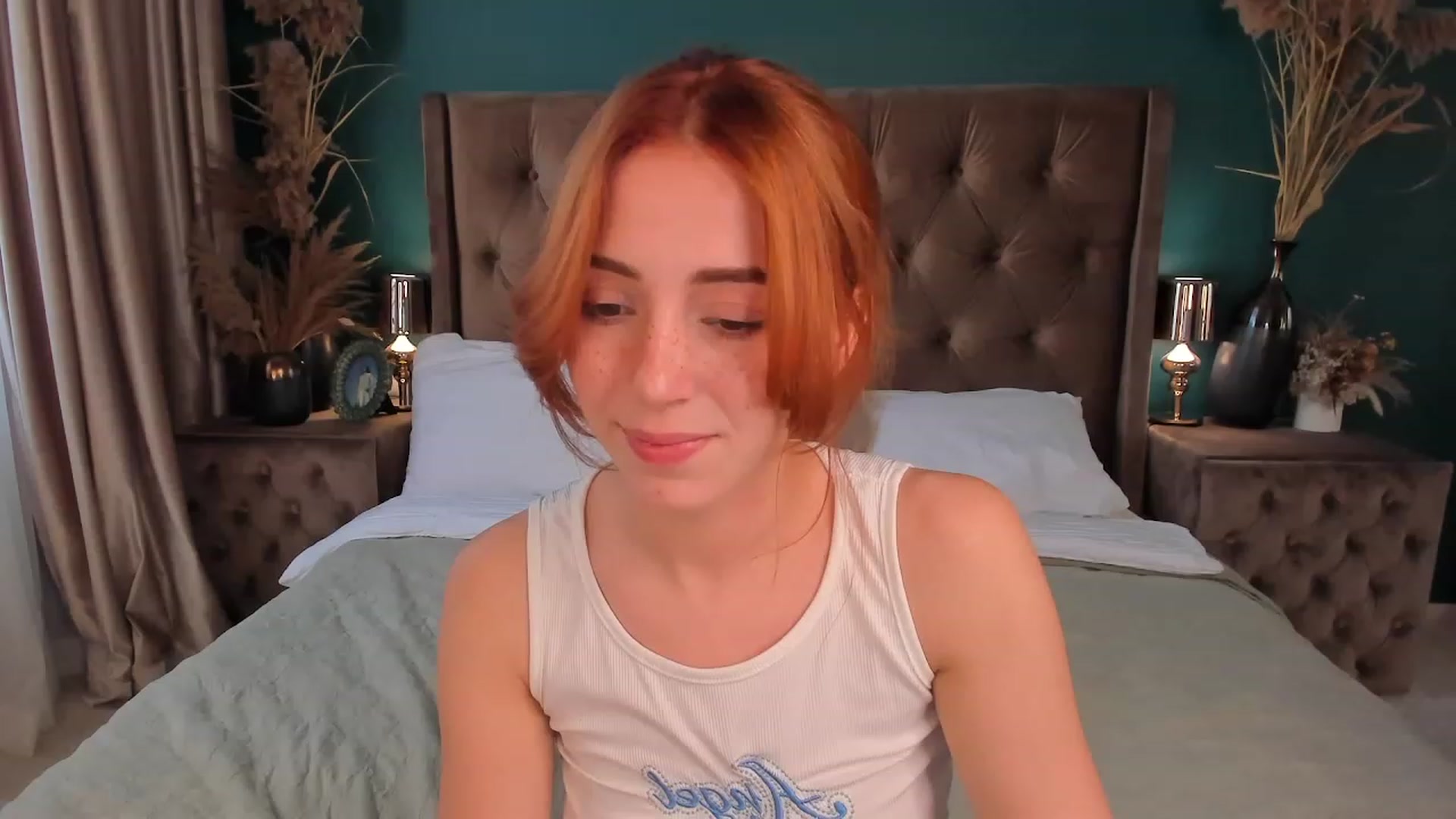 Gallery image thumbnail from ElsaYoung's myfreecams stream on, 07/16/2023, 14:50 image 7 of 20