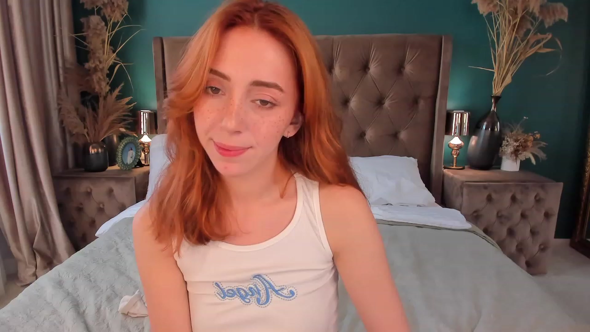 Gallery image thumbnail from ElsaYoung's myfreecams stream on, 07/16/2023, 14:50 image 15 of 20