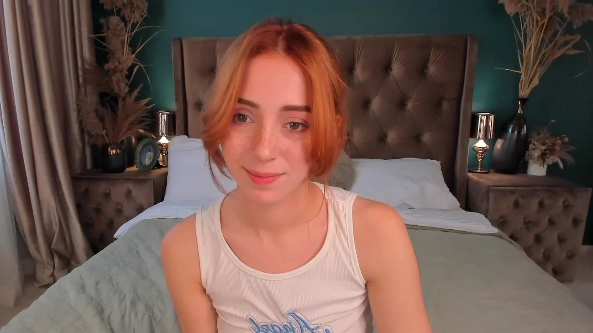 Gallery image thumbnail from ElsaYoung's myfreecams stream on, 07/16/2023, 14:50 image 8 of 20
