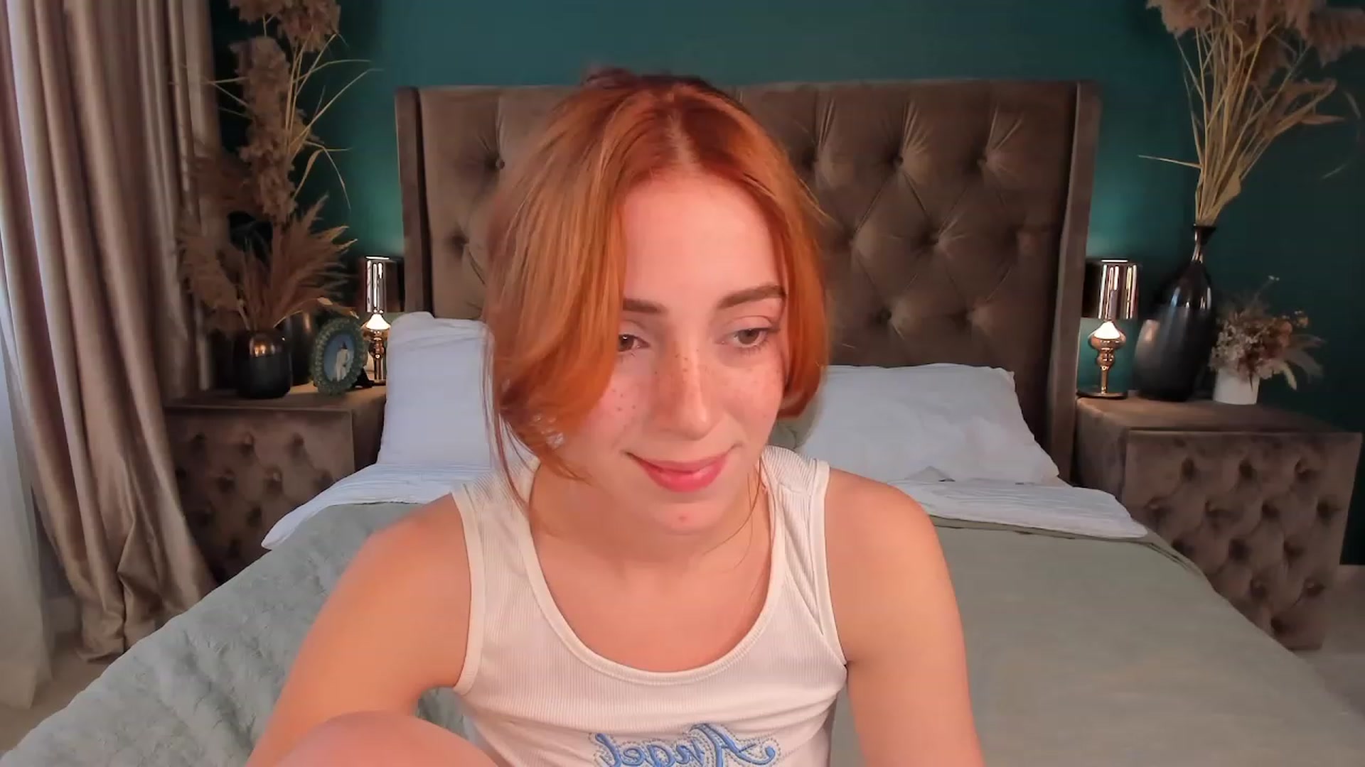 Gallery image thumbnail from ElsaYoung's myfreecams stream on, 07/16/2023, 14:50 image 10 of 20