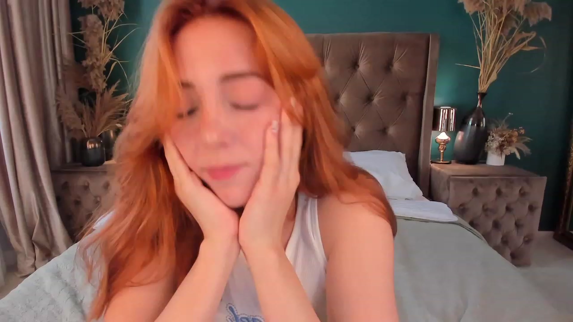 Gallery image thumbnail from ElsaYoung's myfreecams stream on, 07/16/2023, 14:50 image 16 of 20