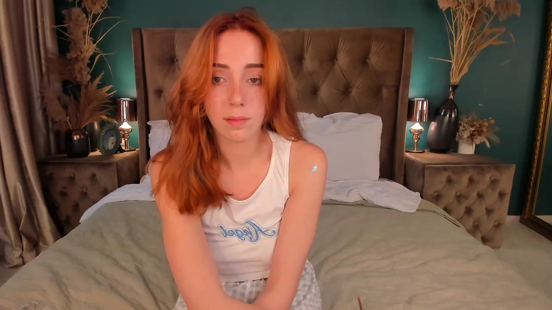 Gallery image thumbnail from ElsaYoung's myfreecams stream on, 07/16/2023, 17:22 image 6 of 20