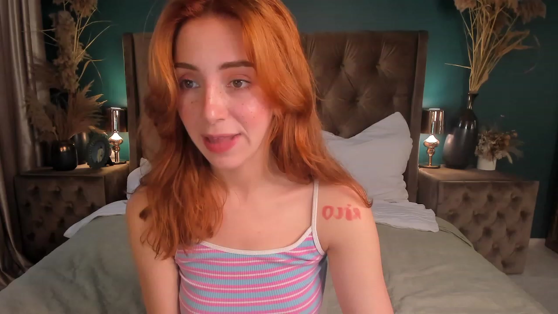 Gallery image thumbnail from ElsaYoung's myfreecams stream on, 07/18/2023, 17:41 image 3 of 20