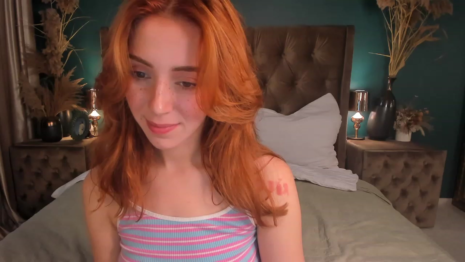 Gallery image thumbnail from ElsaYoung's myfreecams stream on, 07/18/2023, 17:41 image 11 of 20