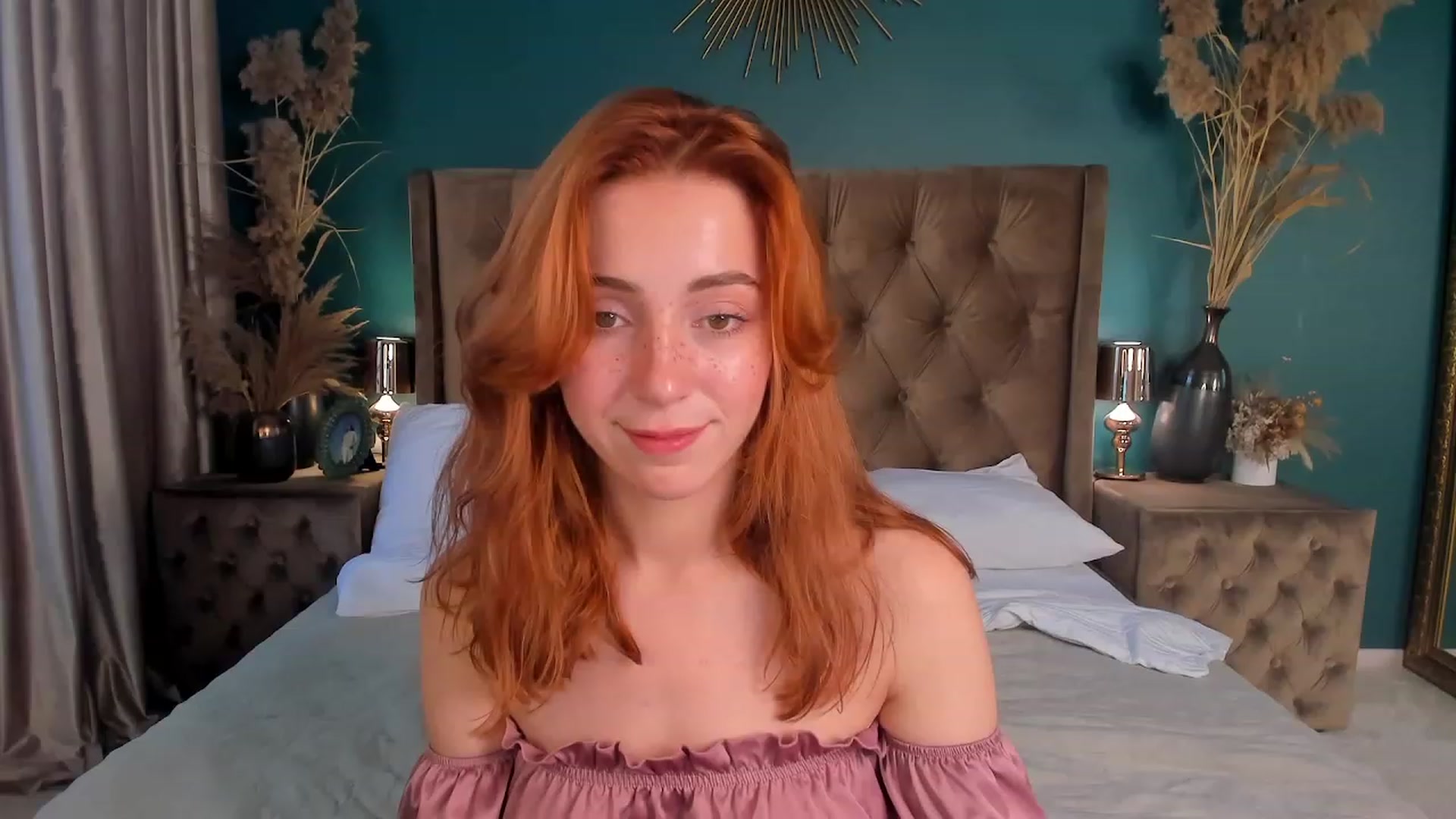 Gallery image thumbnail from ElsaYoung's myfreecams stream on, 07/21/2023, 07:08 image 2 of 20