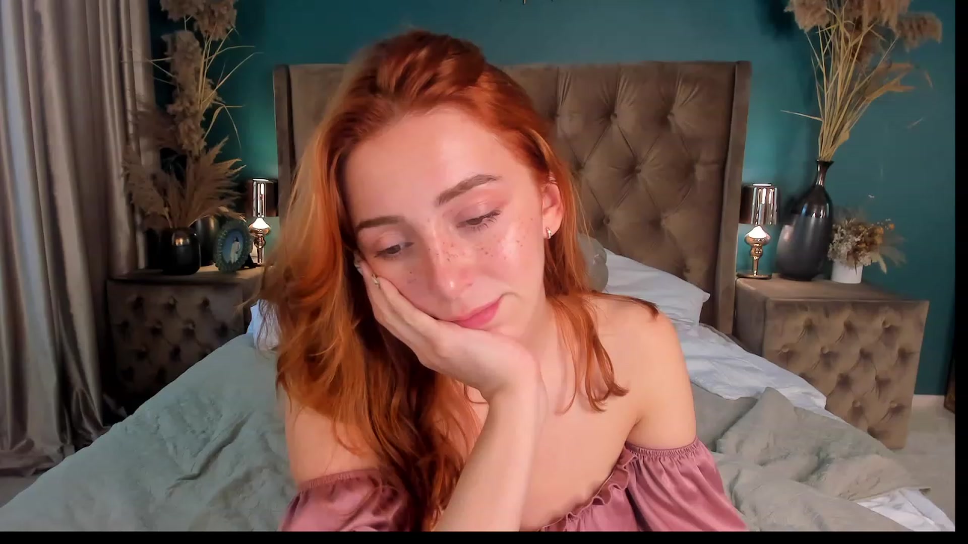 Gallery image thumbnail from ElsaYoung's myfreecams stream on, 07/21/2023, 12:03 image 1 of 20
