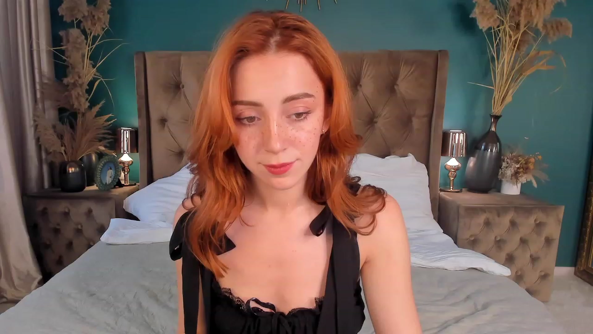 Gallery image thumbnail from ElsaYoung's myfreecams stream on, 07/22/2023, 09:15 image 20 of 20