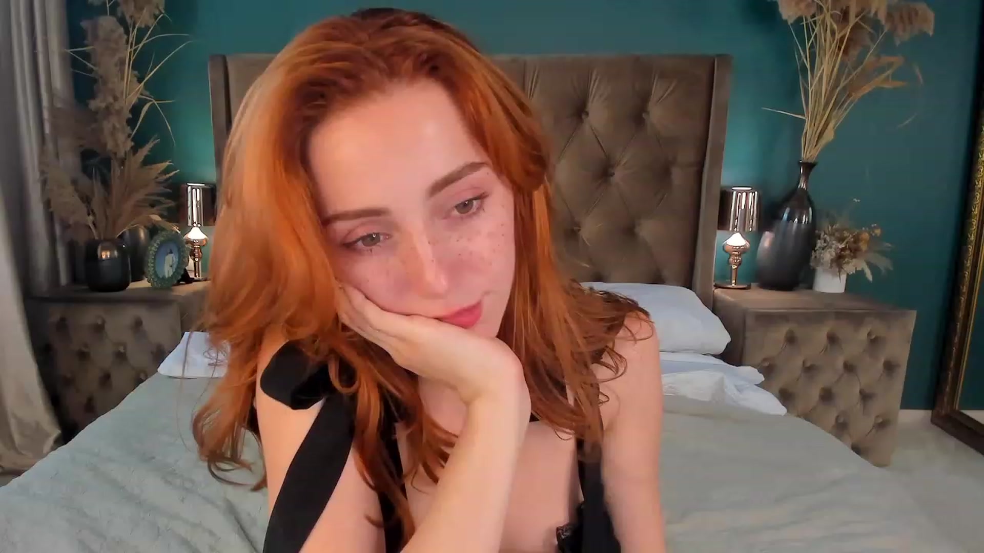 Gallery image thumbnail from ElsaYoung's myfreecams stream on, 07/22/2023, 12:14 image 16 of 20
