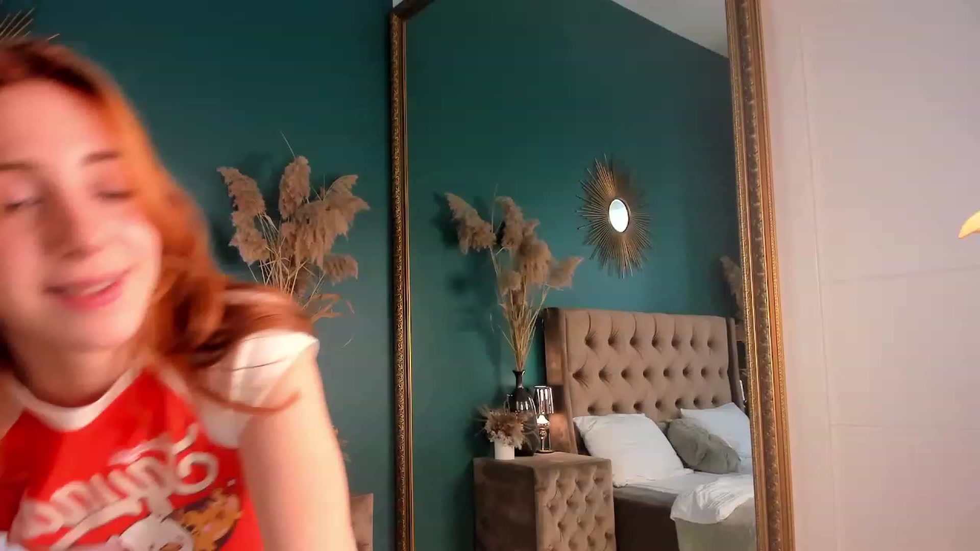 Gallery image thumbnail from ElsaYoung's myfreecams stream on, 07/25/2023, 13:15 image 15 of 20