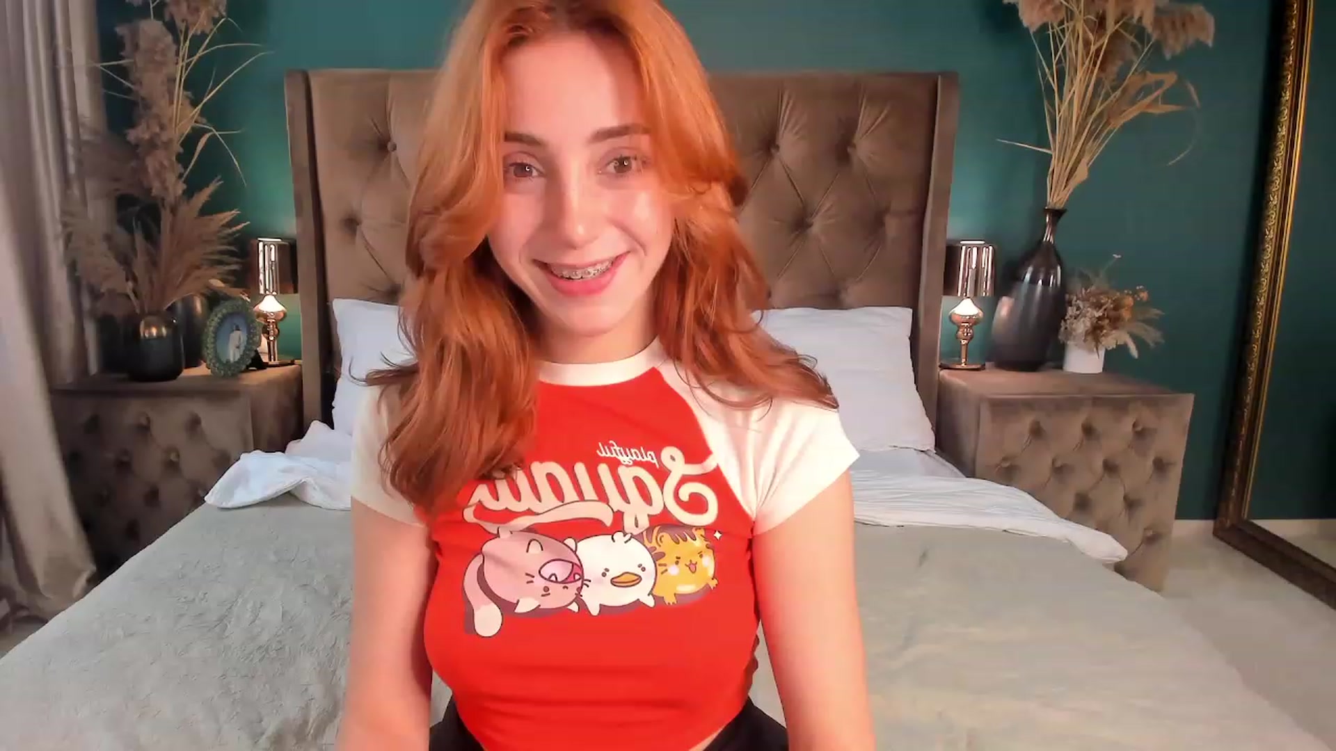 Gallery image thumbnail from ElsaYoung's myfreecams stream on, 07/25/2023, 13:15 image 16 of 20