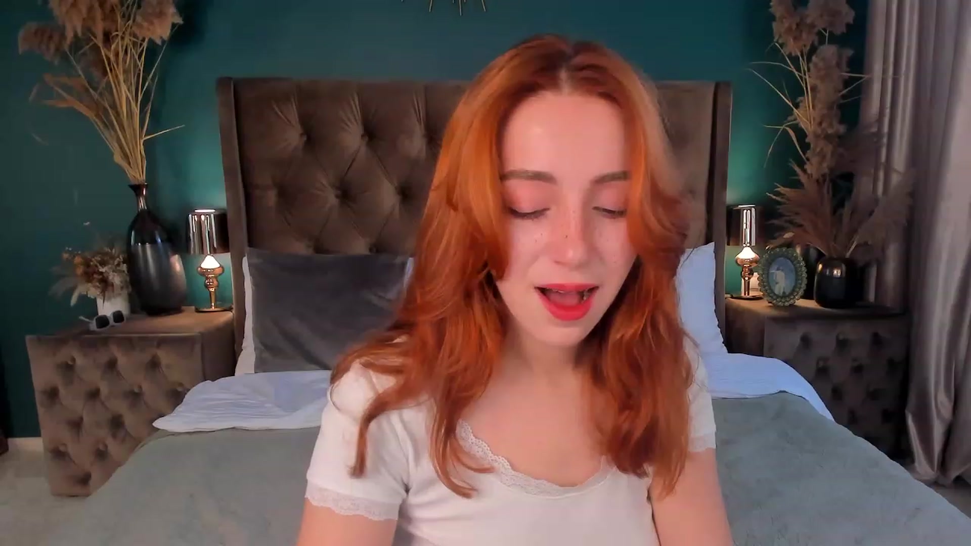 Gallery image thumbnail from ElsaYoung's myfreecams stream on, 07/28/2023, 13:34 image 5 of 20