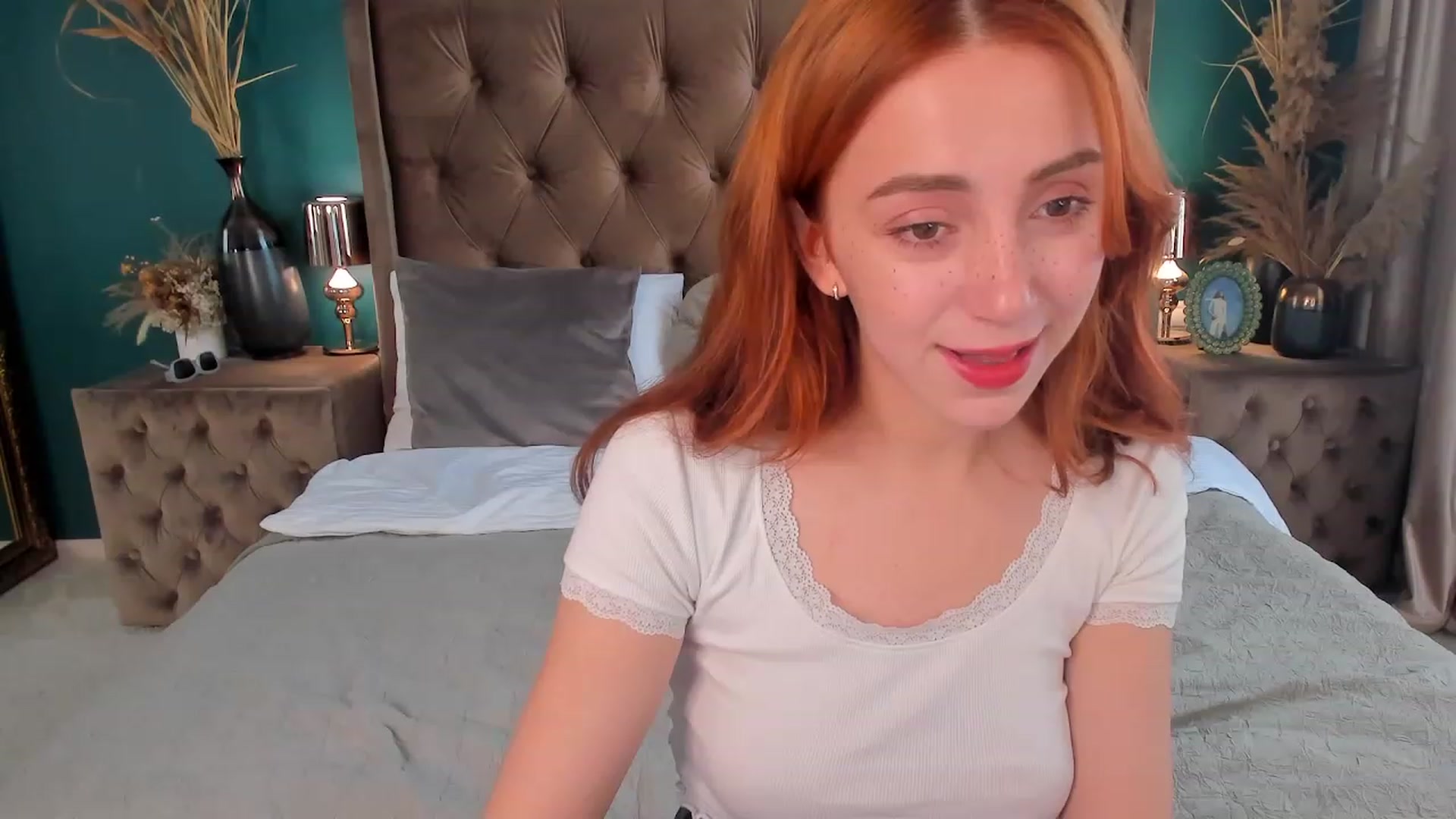 Gallery image thumbnail from ElsaYoung's myfreecams stream on, 07/28/2023, 13:34 image 16 of 20