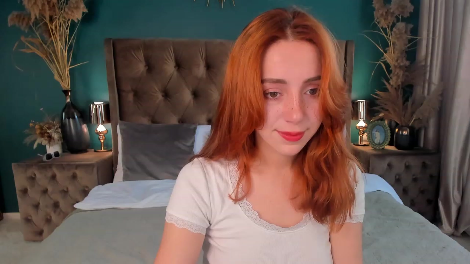 Gallery image thumbnail from ElsaYoung's myfreecams stream on, 07/28/2023, 13:34 image 6 of 20