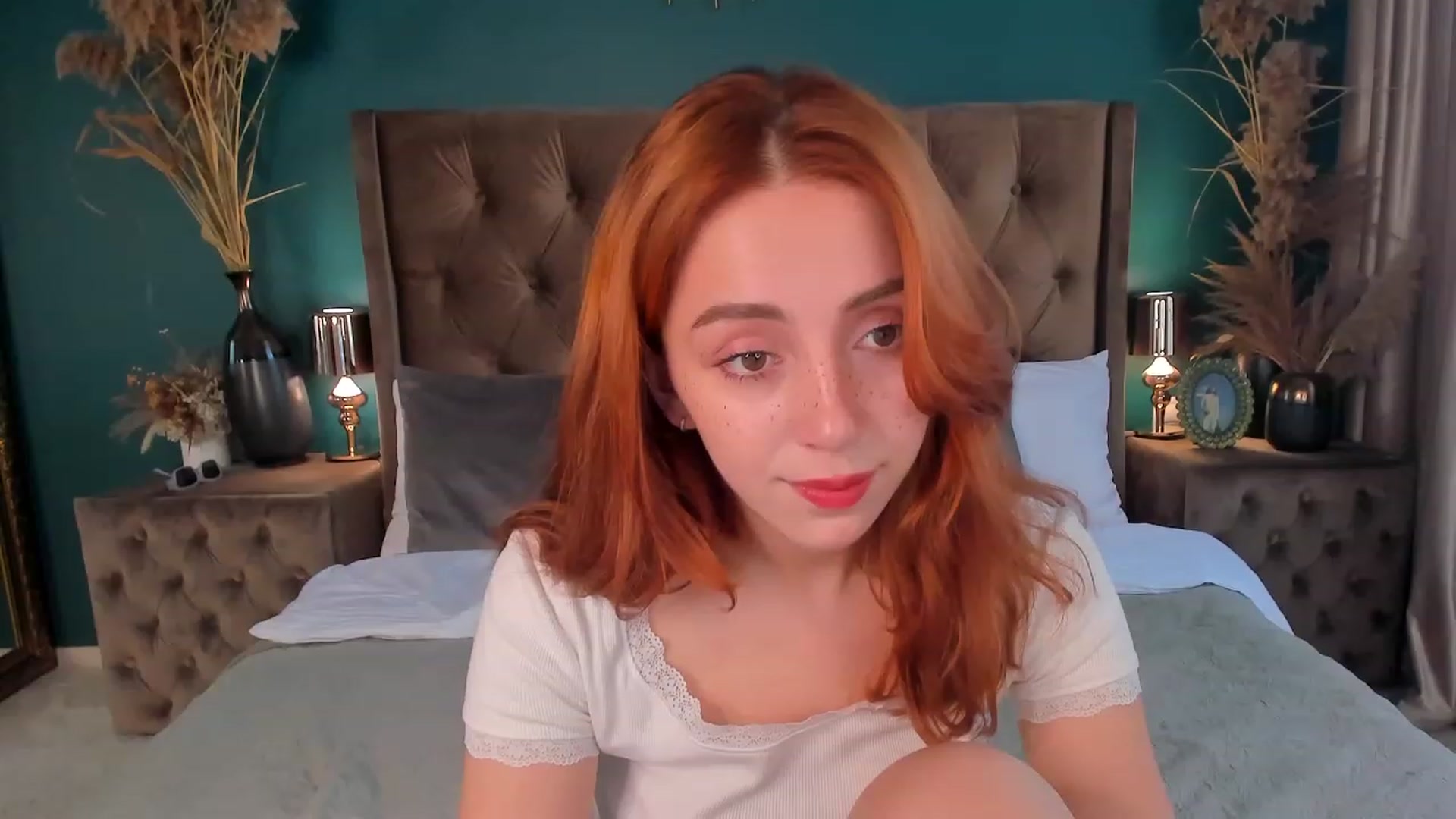 Gallery image thumbnail from ElsaYoung's myfreecams stream on, 07/28/2023, 13:34 image 10 of 20