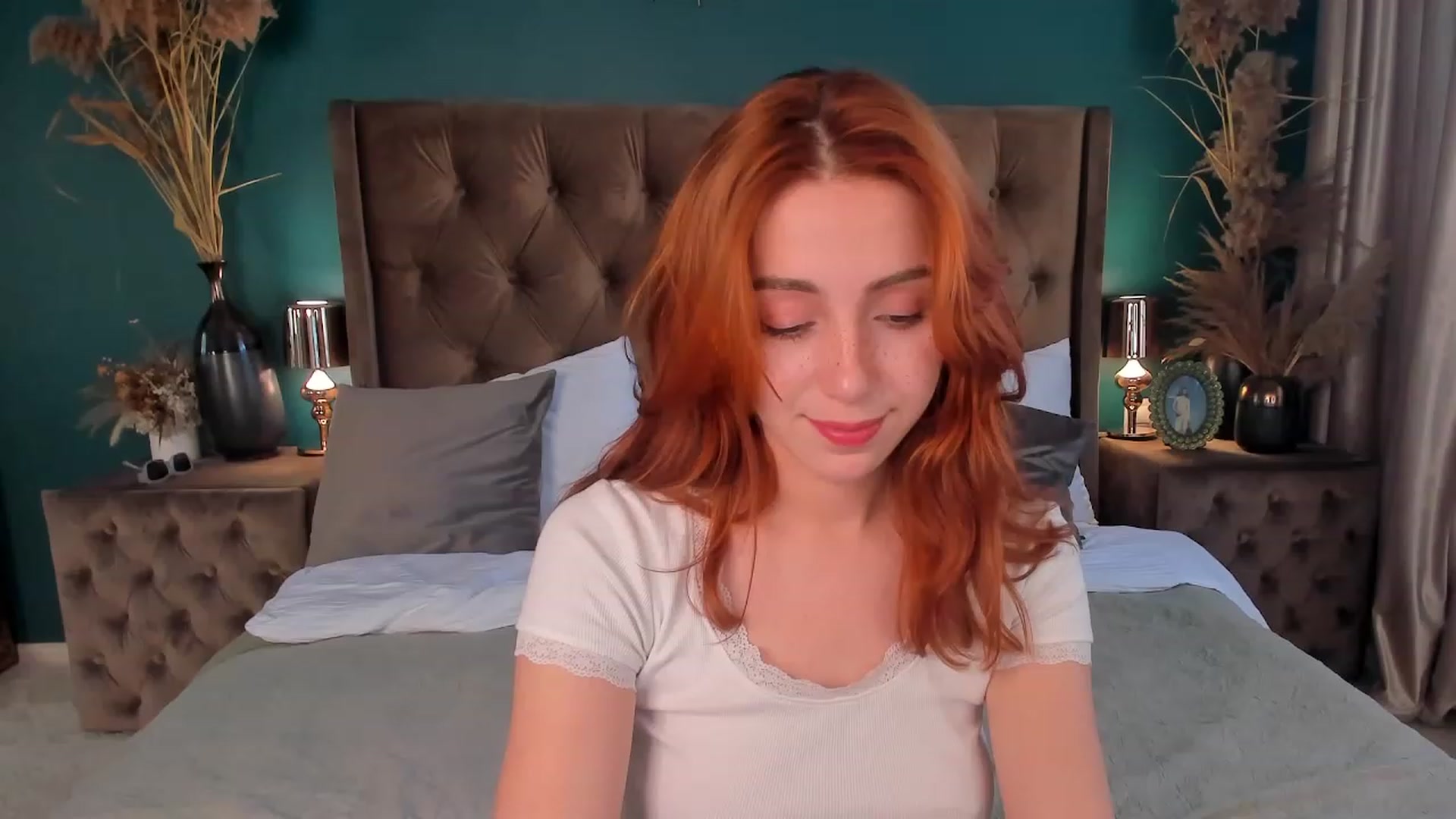 Gallery image thumbnail from ElsaYoung's myfreecams stream on, 07/28/2023, 15:37 image 8 of 20