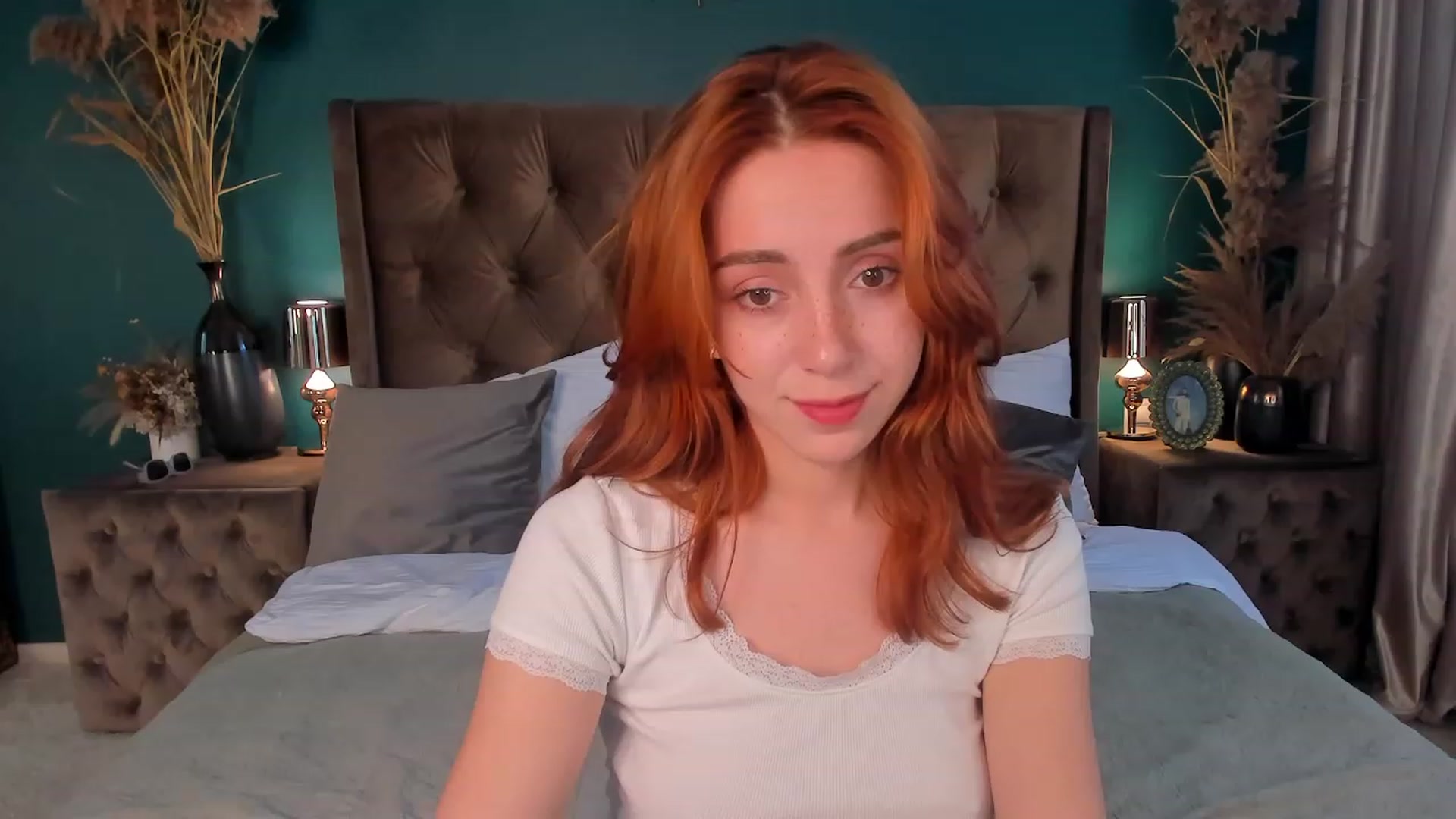 Gallery image thumbnail from ElsaYoung's myfreecams stream on, 07/28/2023, 15:37 image 7 of 20