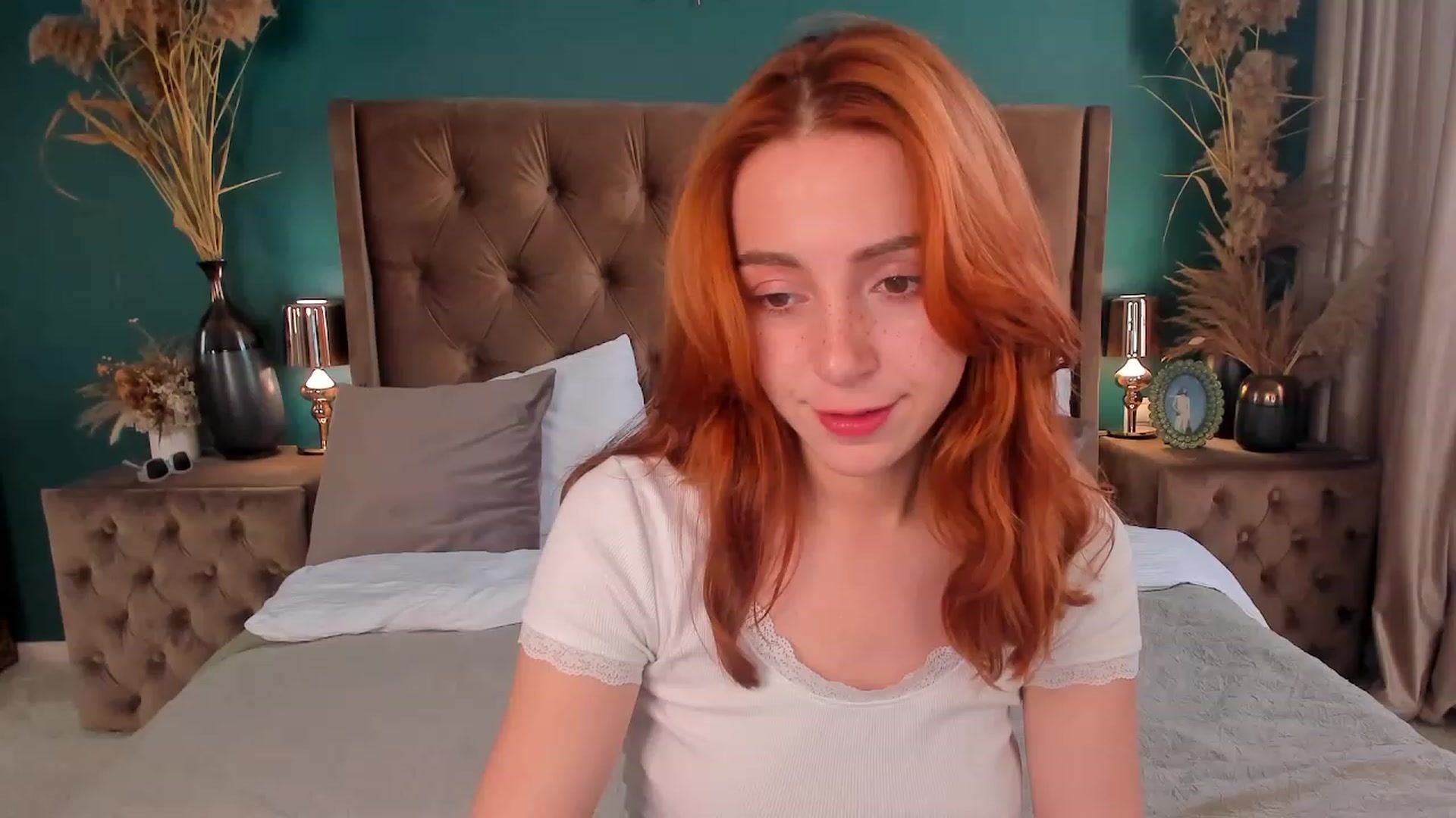 Gallery image thumbnail from ElsaYoung's myfreecams stream on, 07/28/2023, 15:37 image 13 of 20