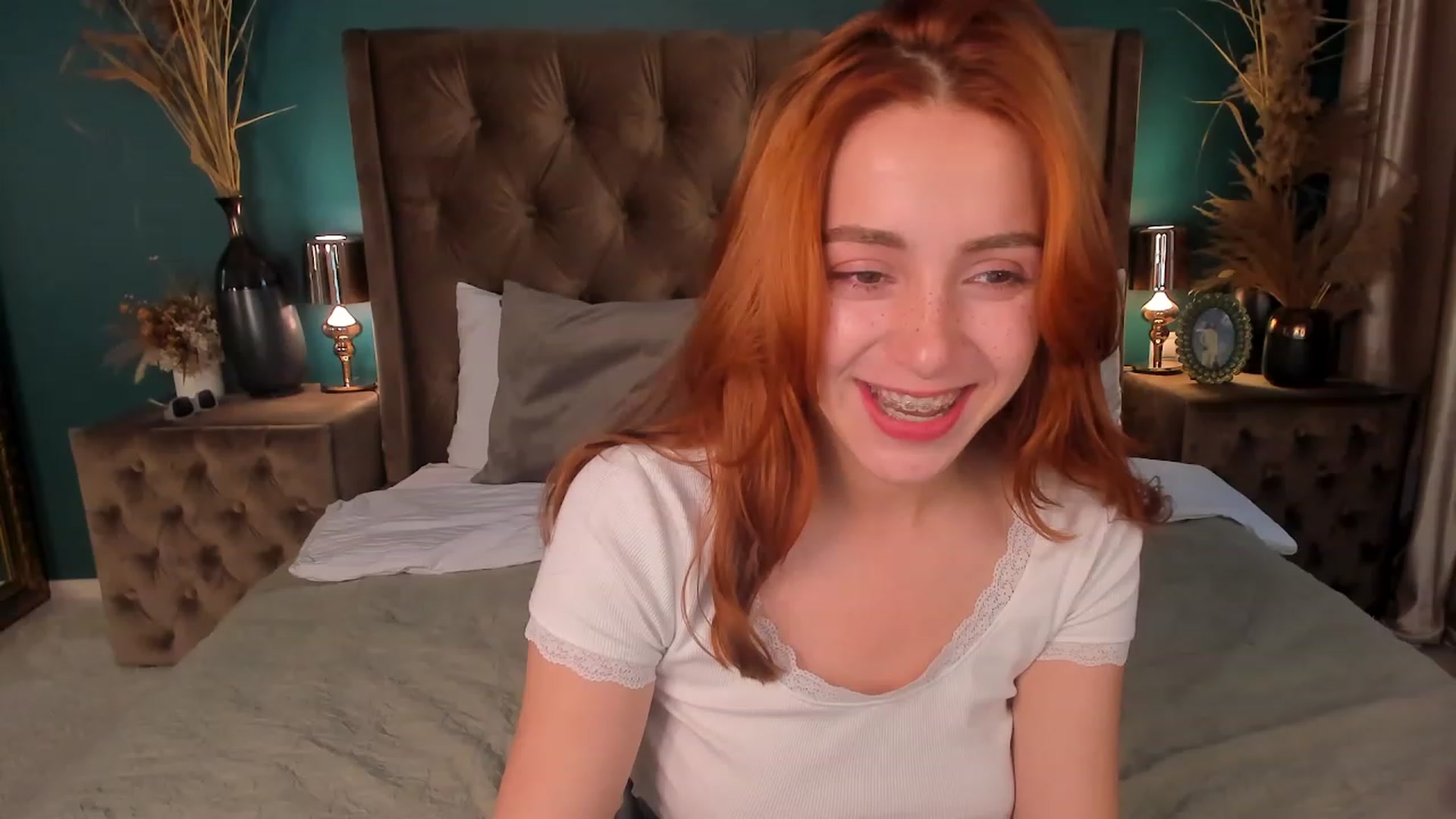 Gallery image thumbnail from ElsaYoung's myfreecams stream on, 07/28/2023, 17:12 image 2 of 20