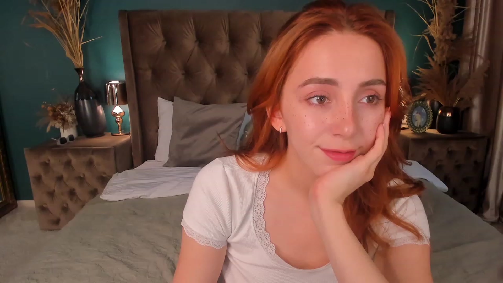 Gallery image thumbnail from ElsaYoung's myfreecams stream on, 07/28/2023, 17:12 image 8 of 20