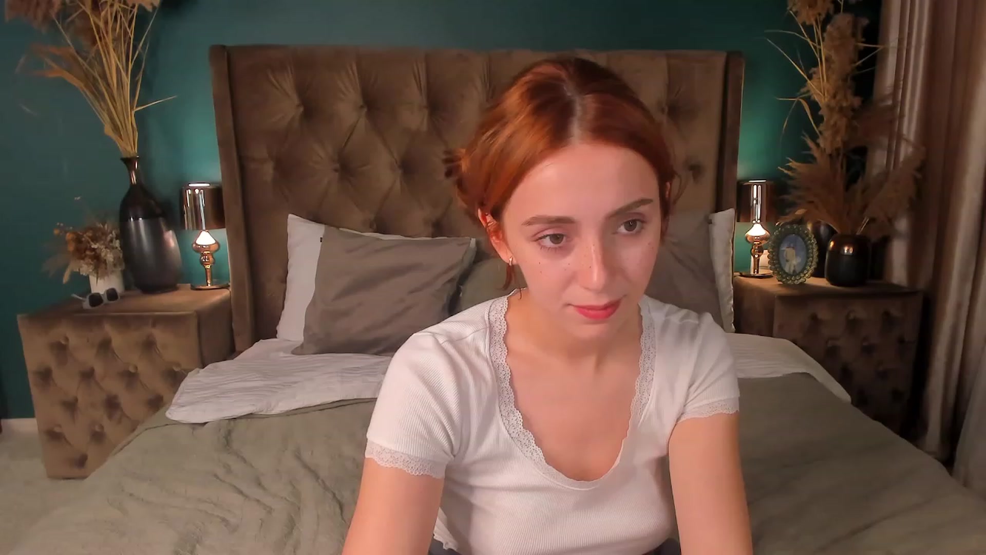 Gallery image thumbnail from ElsaYoung's myfreecams stream on, 07/28/2023, 19:13 image 16 of 20