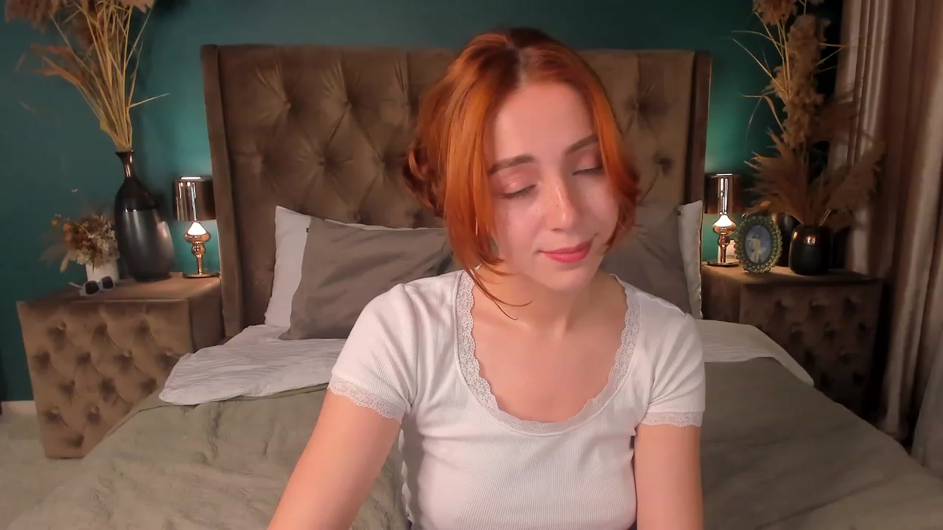 Gallery image thumbnail from ElsaYoung's myfreecams stream on, 07/28/2023, 19:13 image 5 of 20