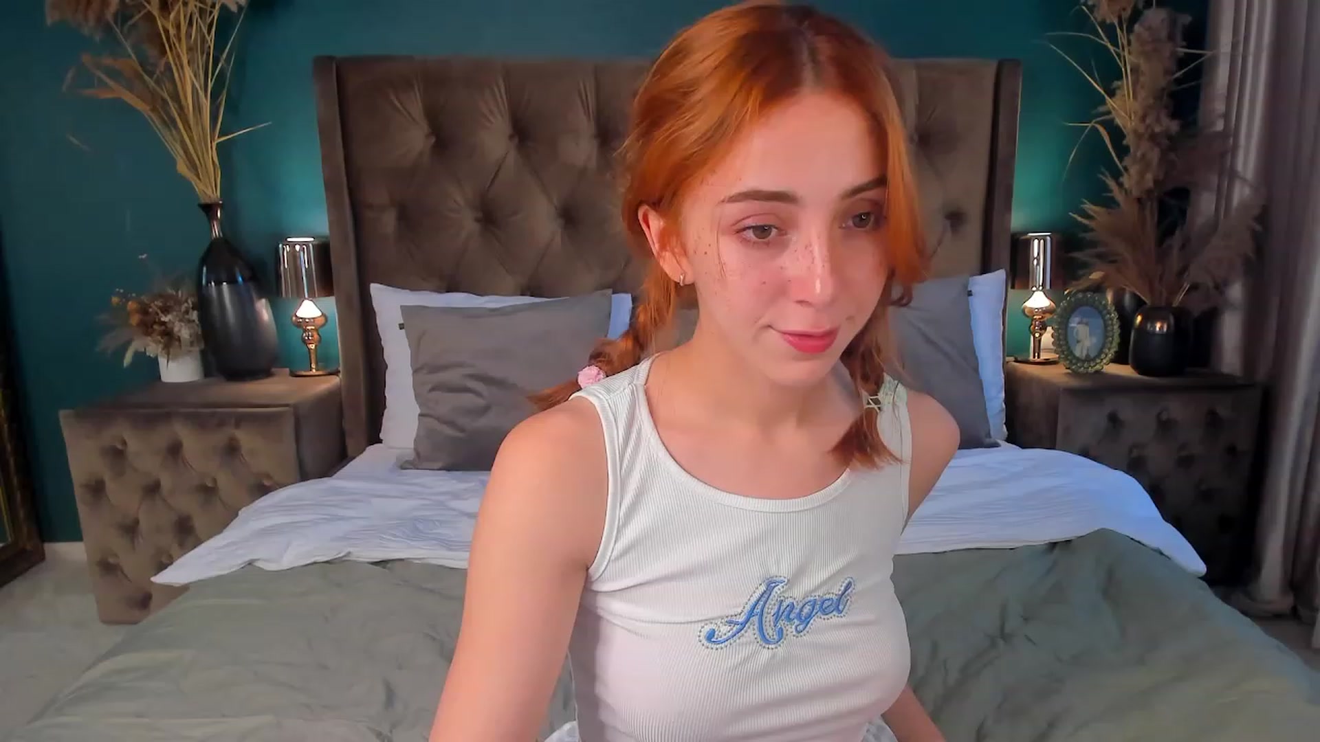 Gallery image thumbnail from ElsaYoung's myfreecams stream on, 07/29/2023, 05:53 image 7 of 20