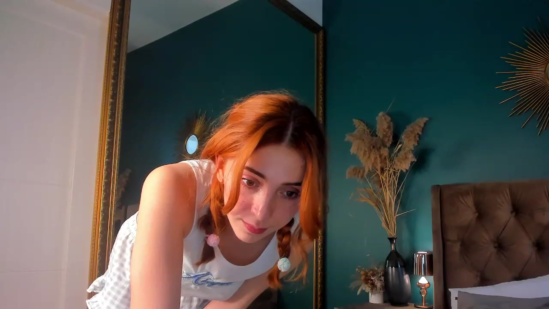 Gallery image thumbnail from ElsaYoung's myfreecams stream on, 07/29/2023, 07:31 image 18 of 20