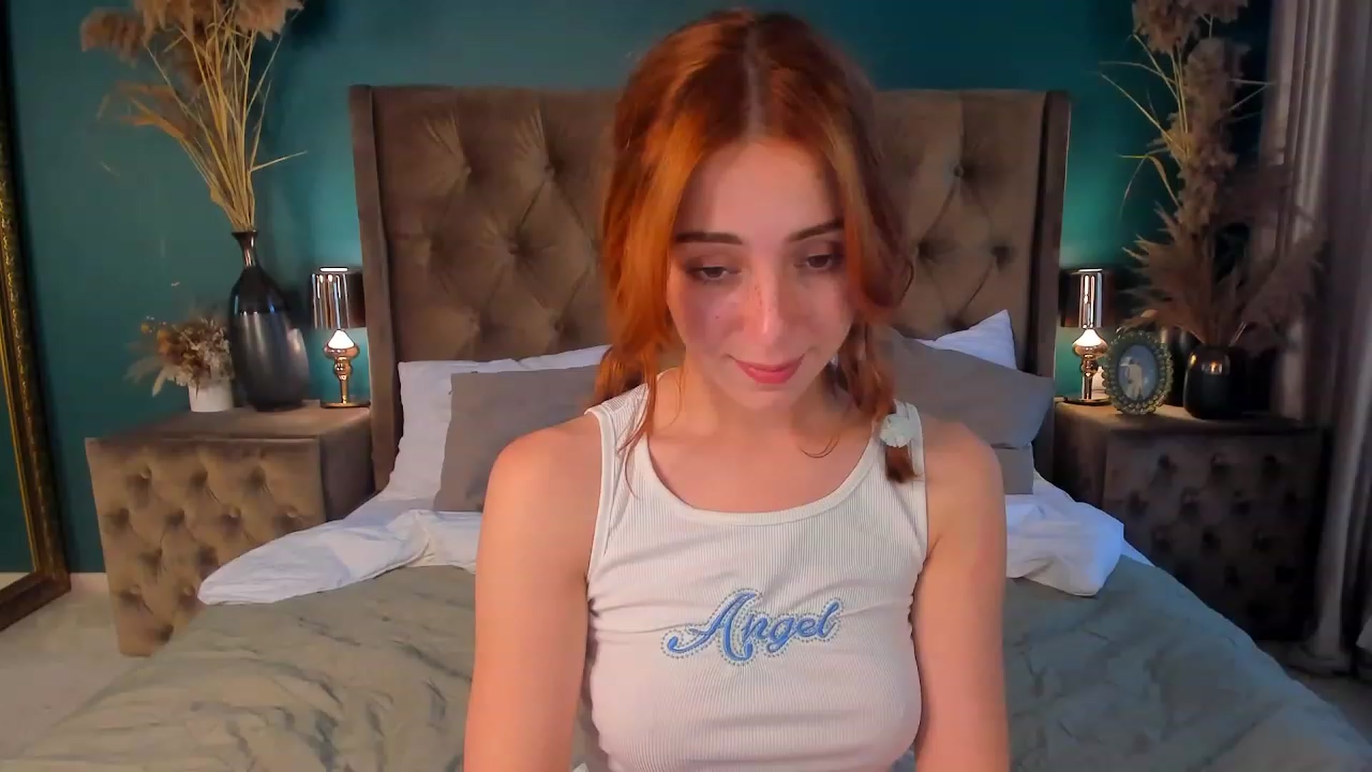 Gallery image thumbnail from ElsaYoung's myfreecams stream on, 07/29/2023, 09:31 image 7 of 20